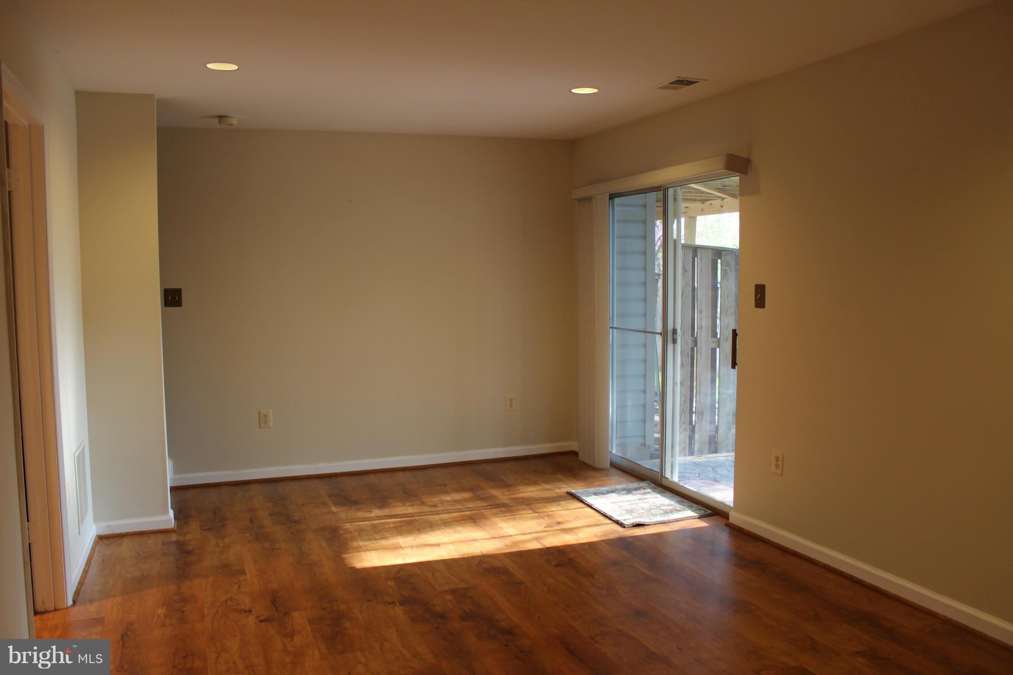 CASCADES - Residential Lease