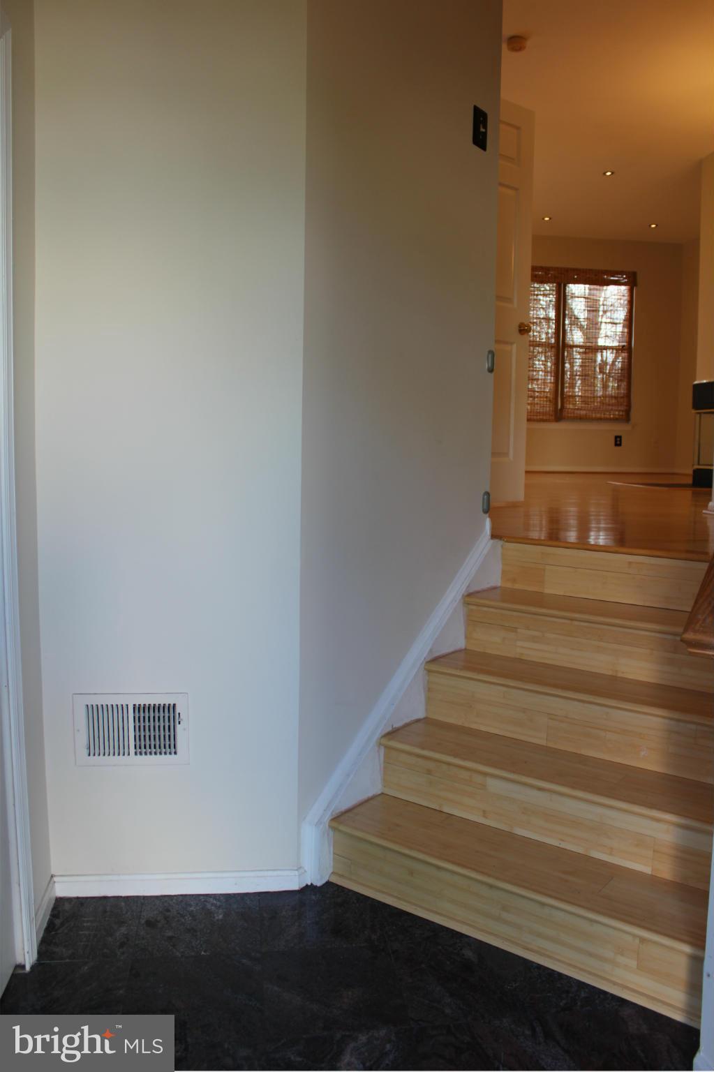 CASCADES - Residential Lease