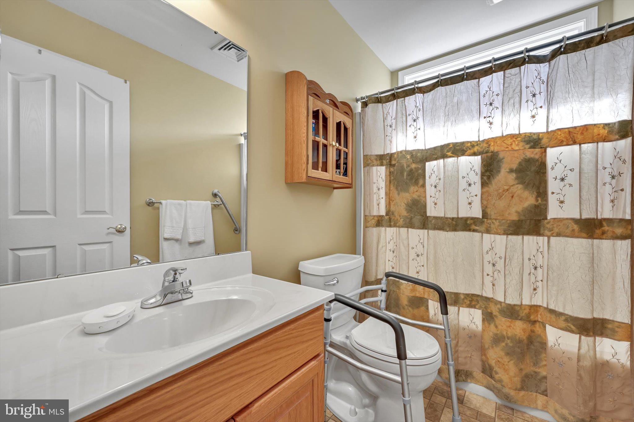 BROOKSHIRE - Residential