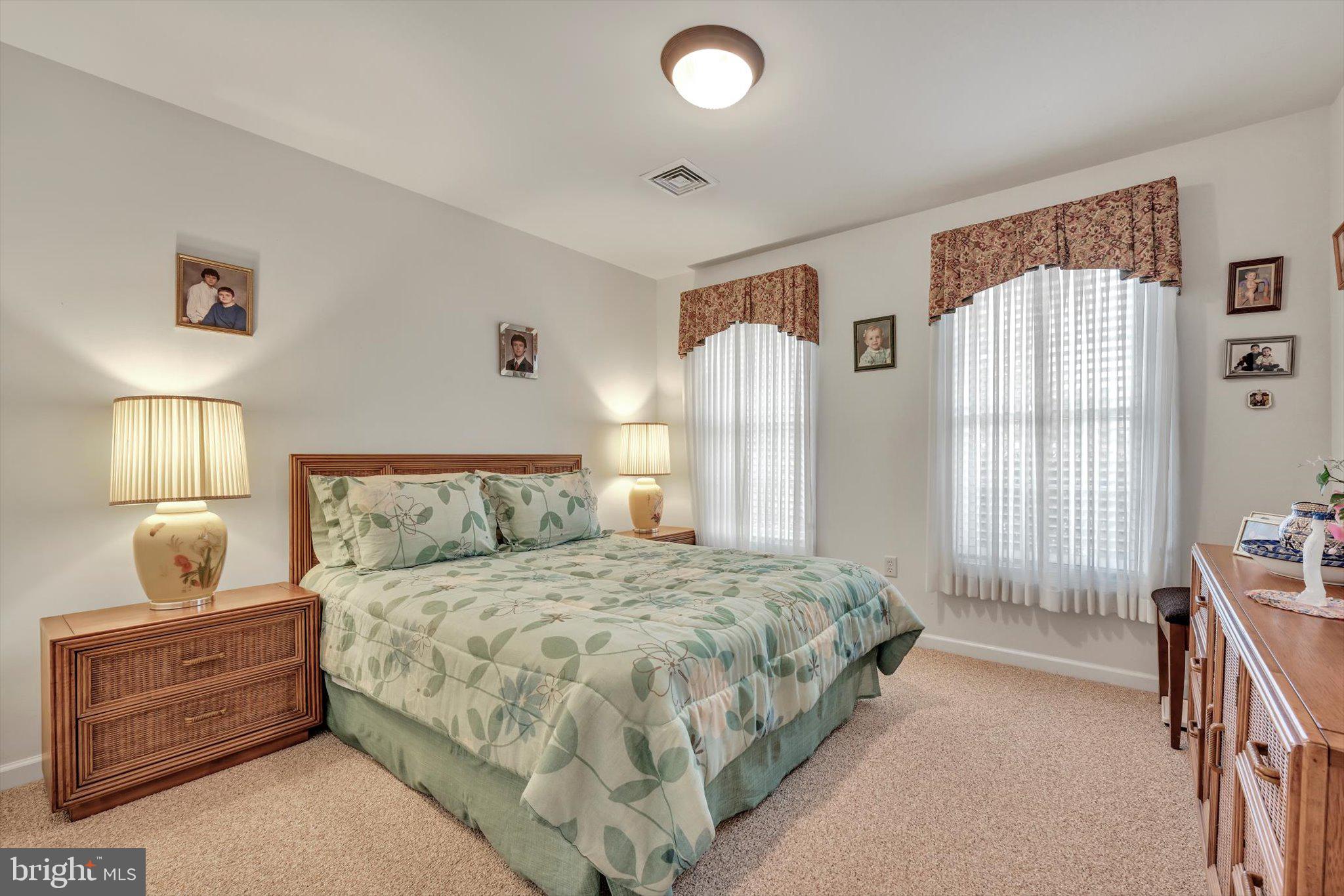 BROOKSHIRE - Residential