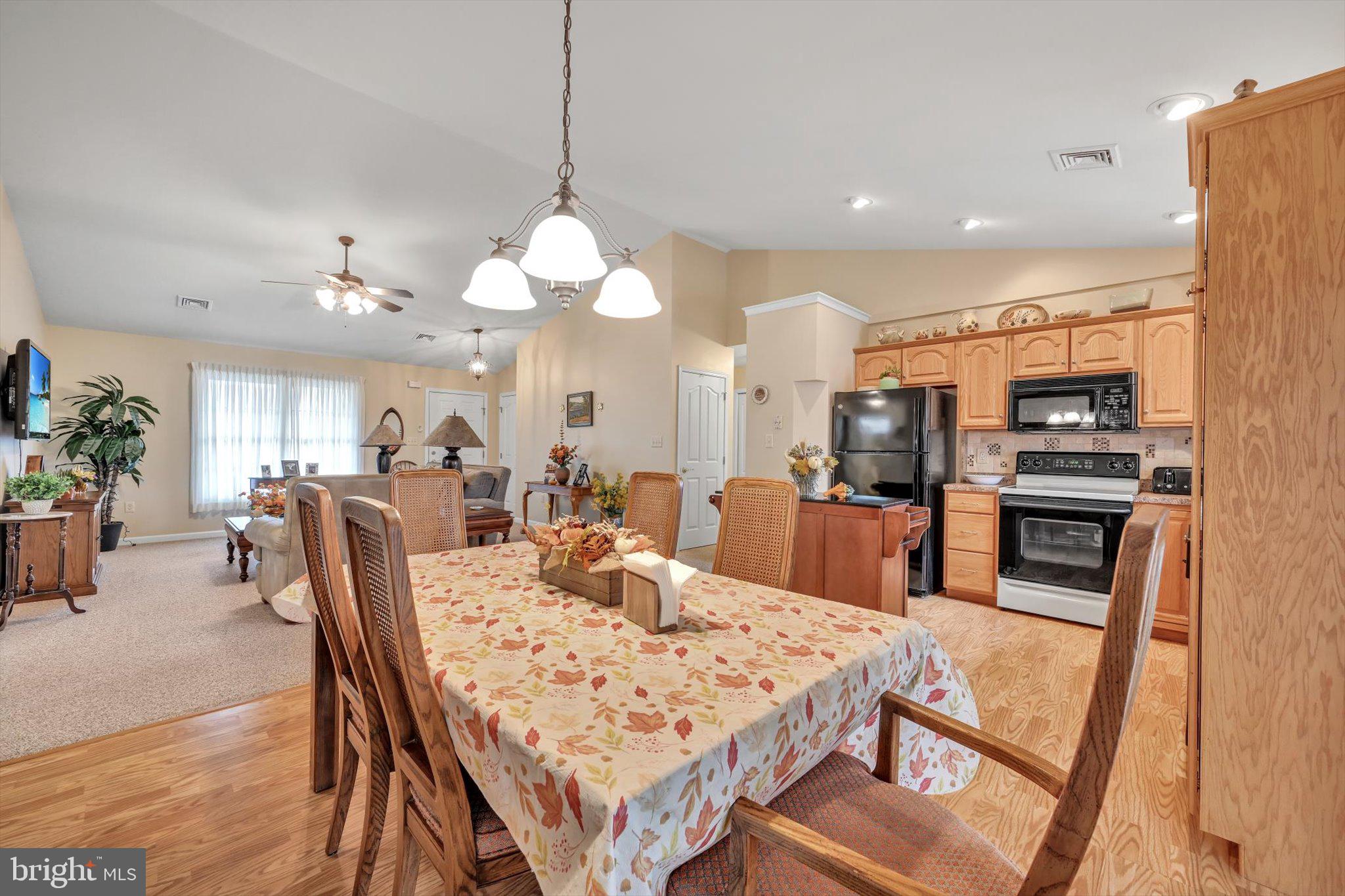 BROOKSHIRE - Residential