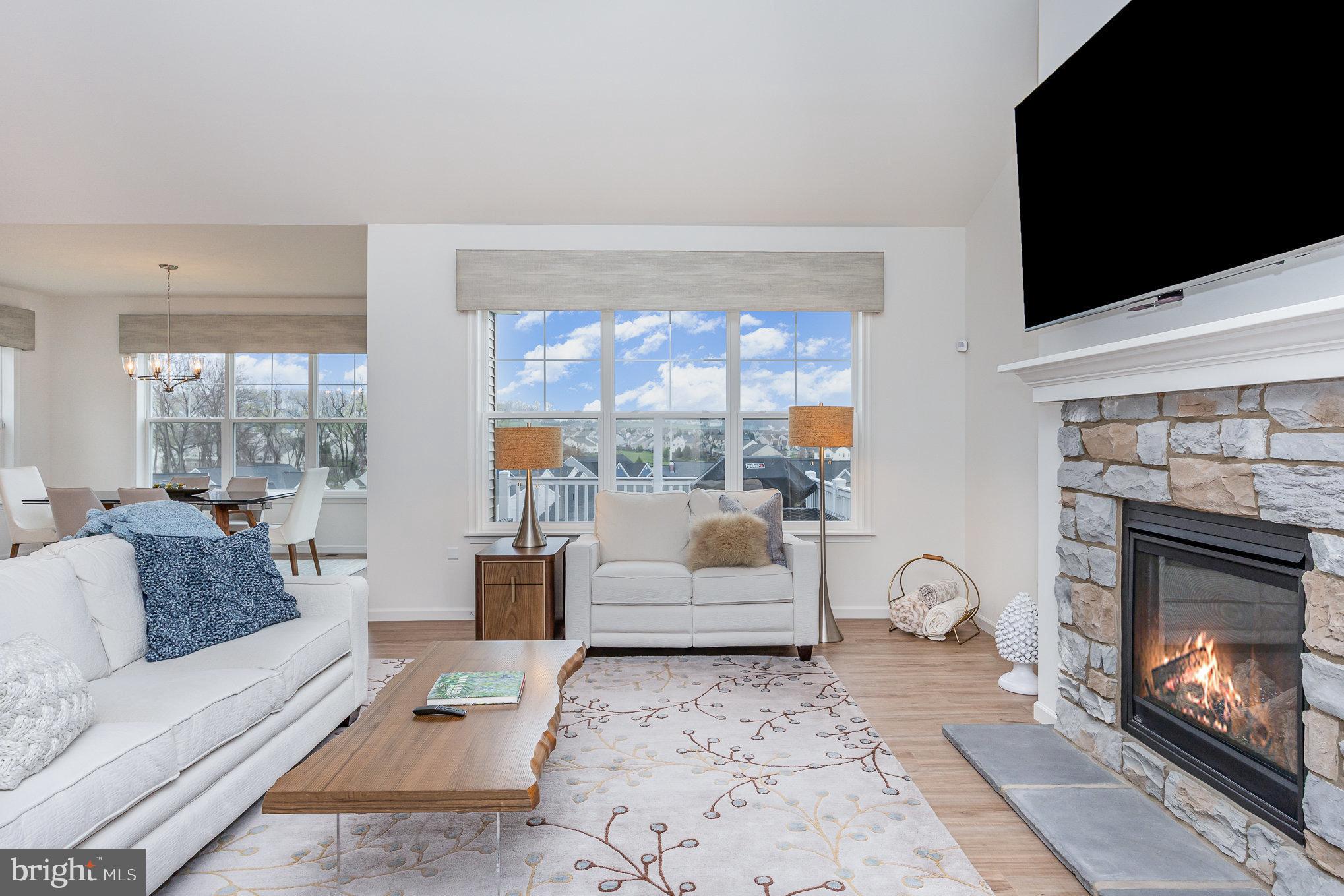 705 SUMMERS COURT
