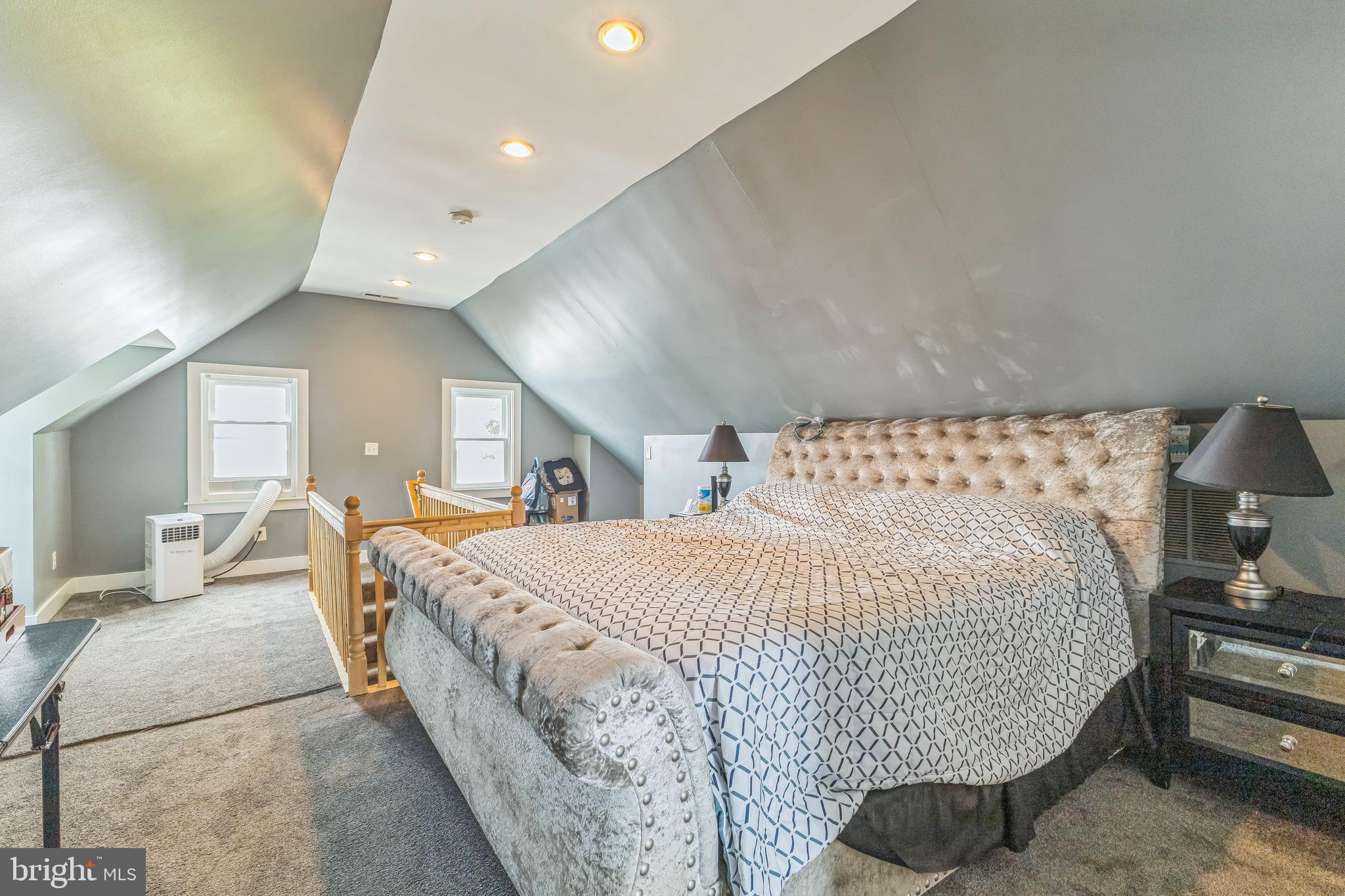 CORAL HILLS - Residential