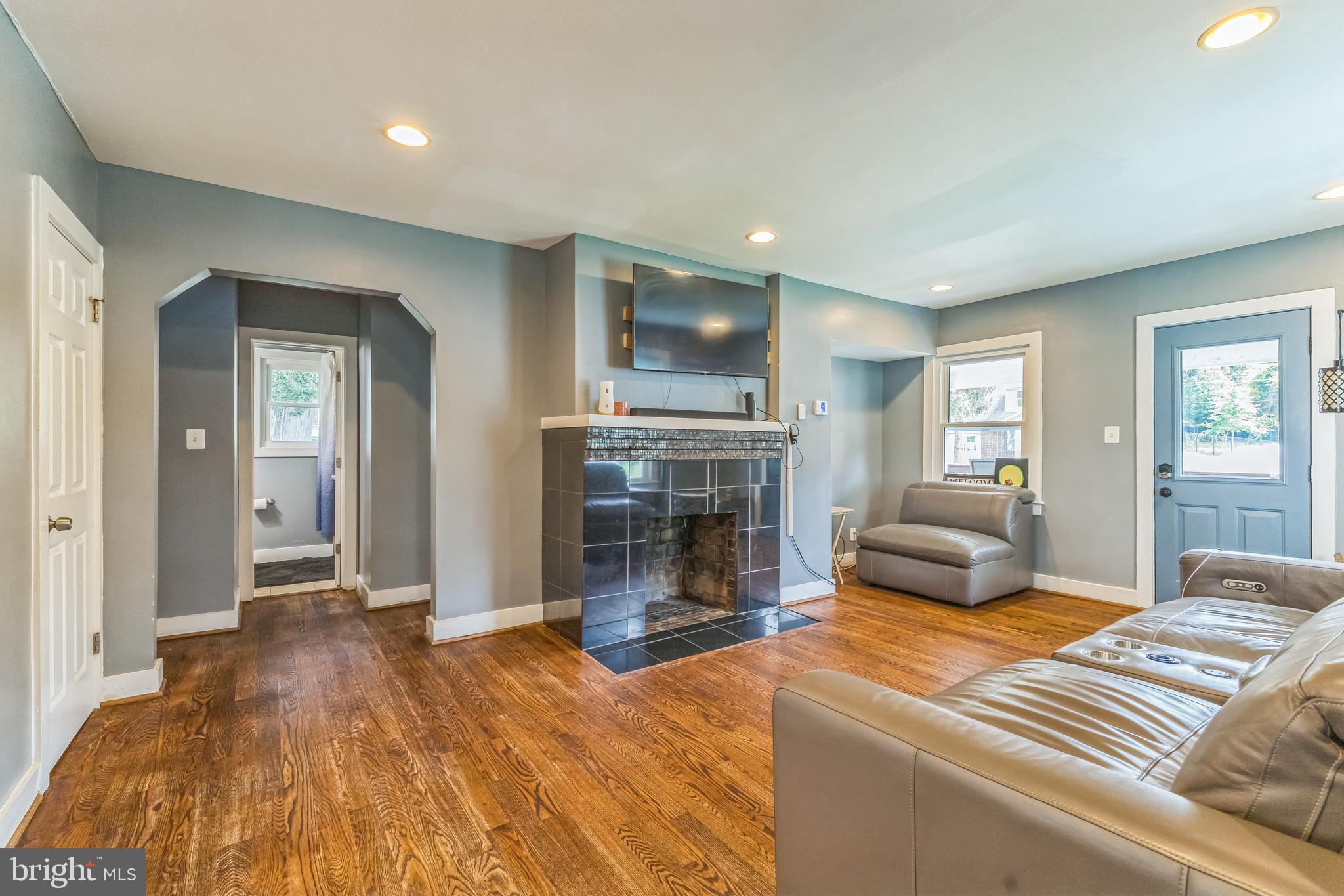 CORAL HILLS - Residential