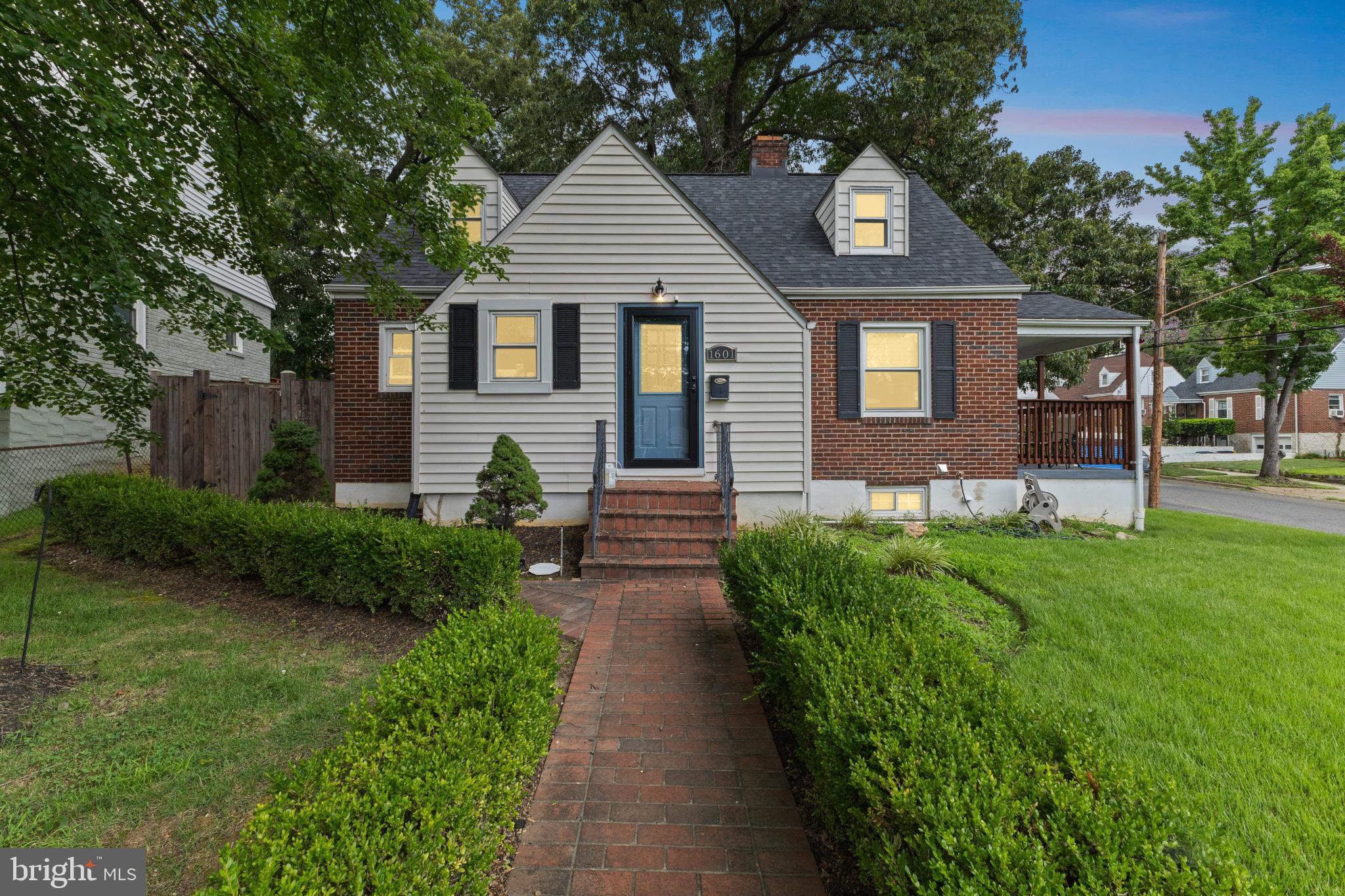 CORAL HILLS - Residential