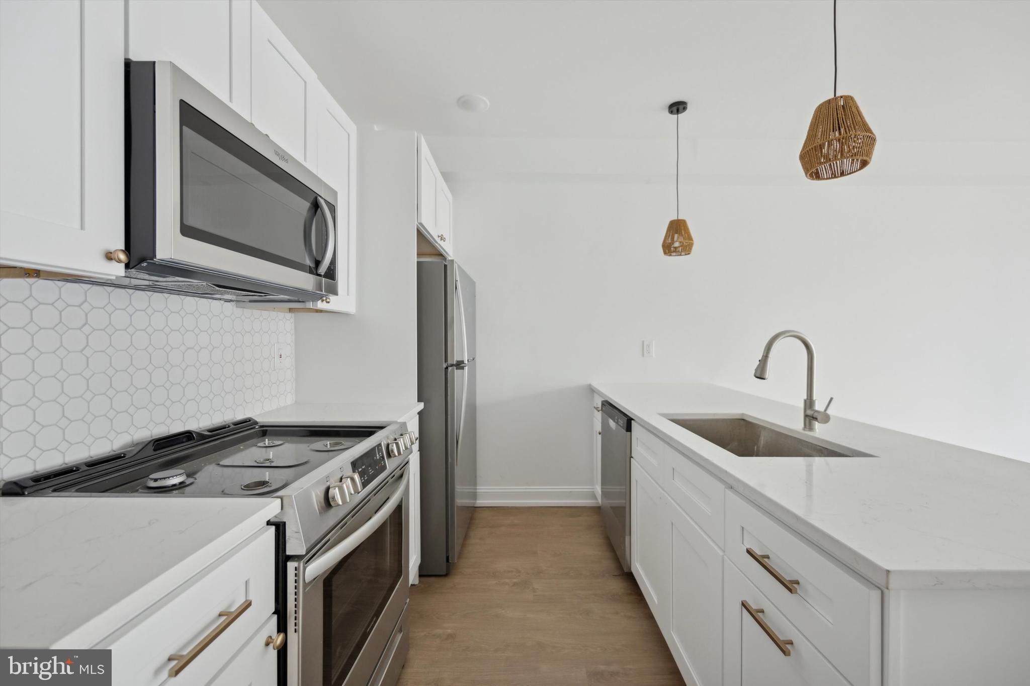 FRANCISVILLE - Residential Lease