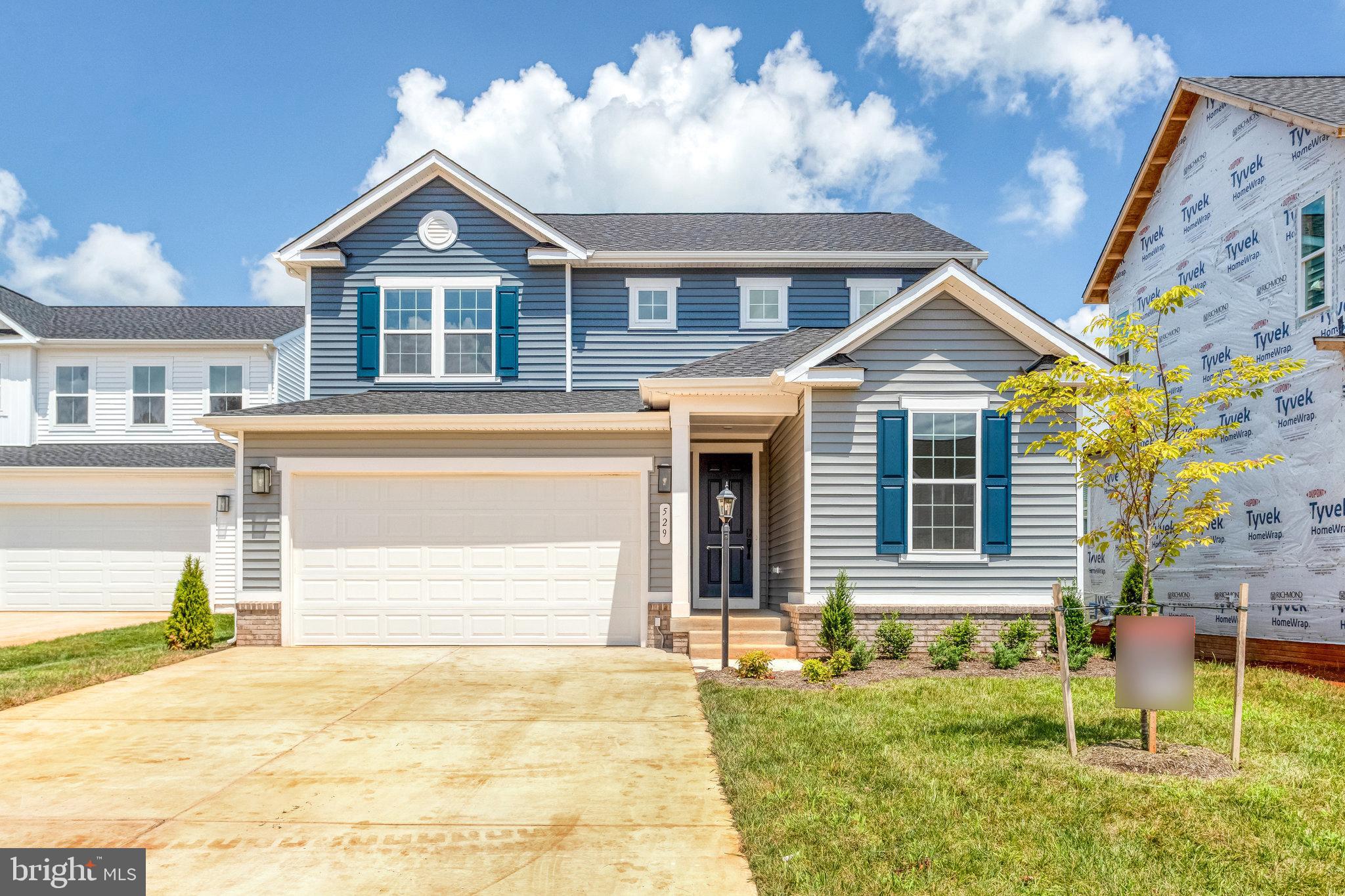 ROUND HILL MEADOWS - Residential