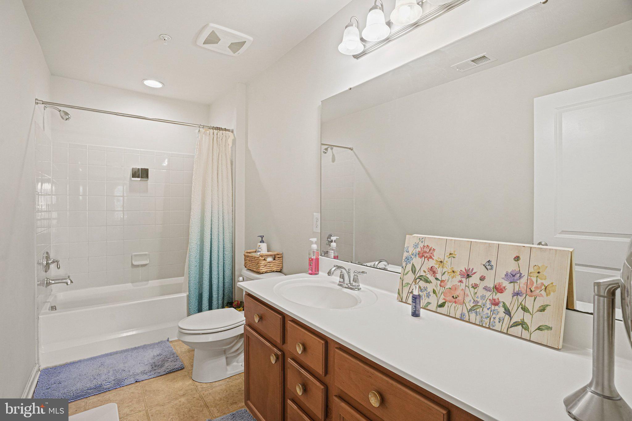 WASHINGTON OVERLOOK - Residential