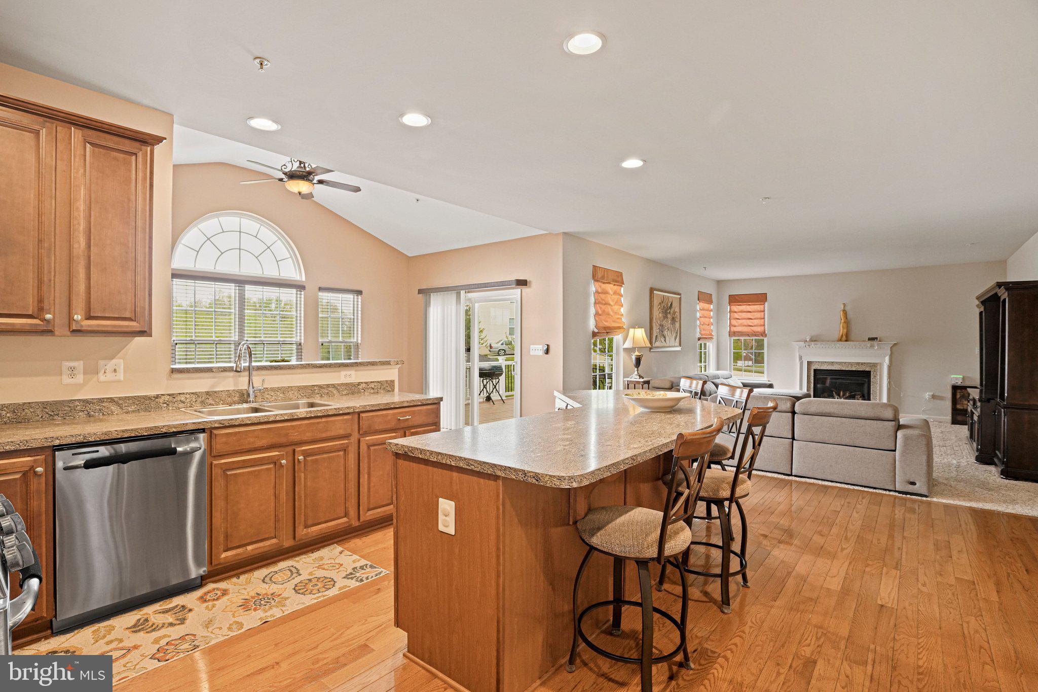 WASHINGTON OVERLOOK - Residential