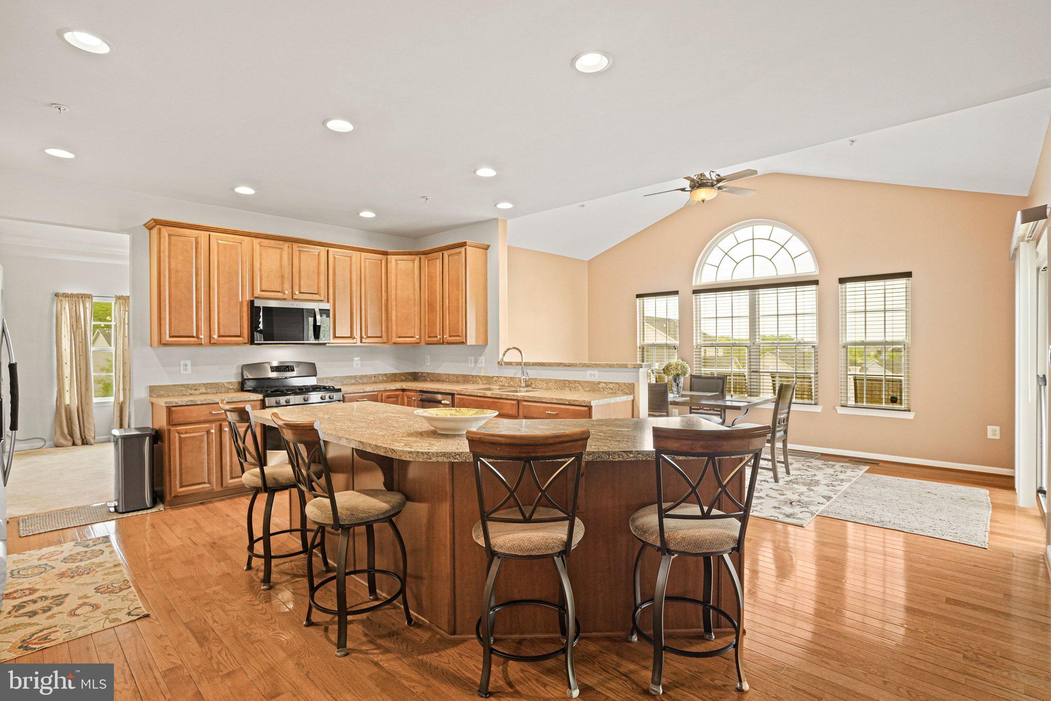 WASHINGTON OVERLOOK - Residential