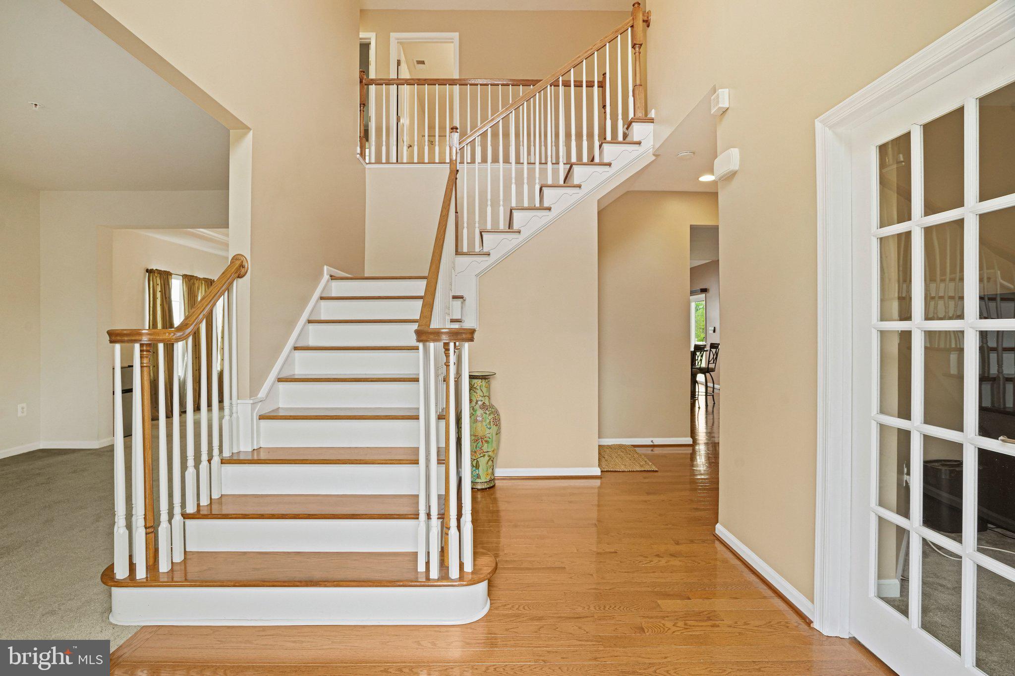 WASHINGTON OVERLOOK - Residential