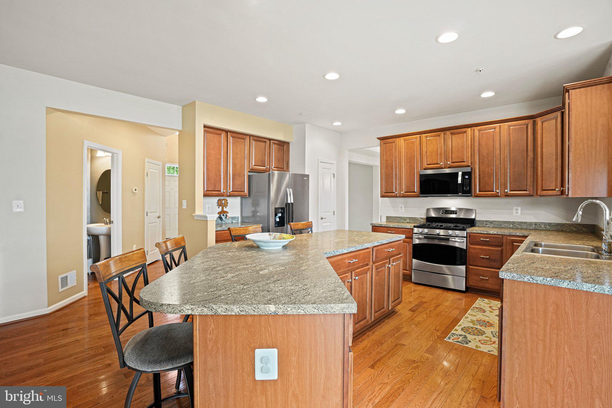 WASHINGTON OVERLOOK - Residential