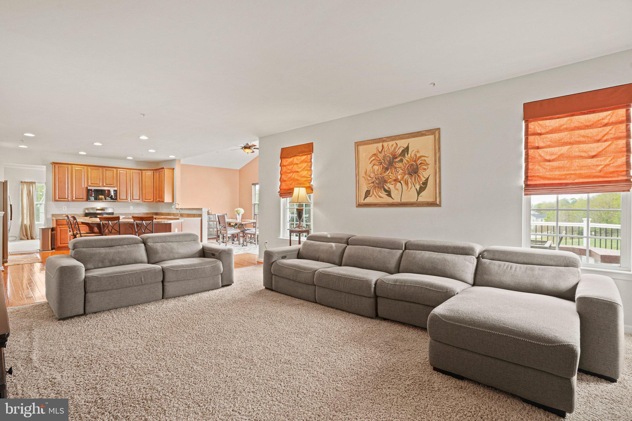 WASHINGTON OVERLOOK - Residential