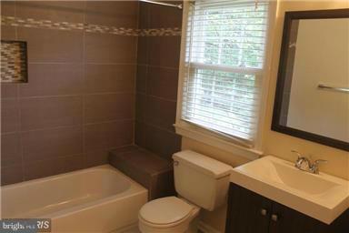 ASH GROVE - Residential Lease