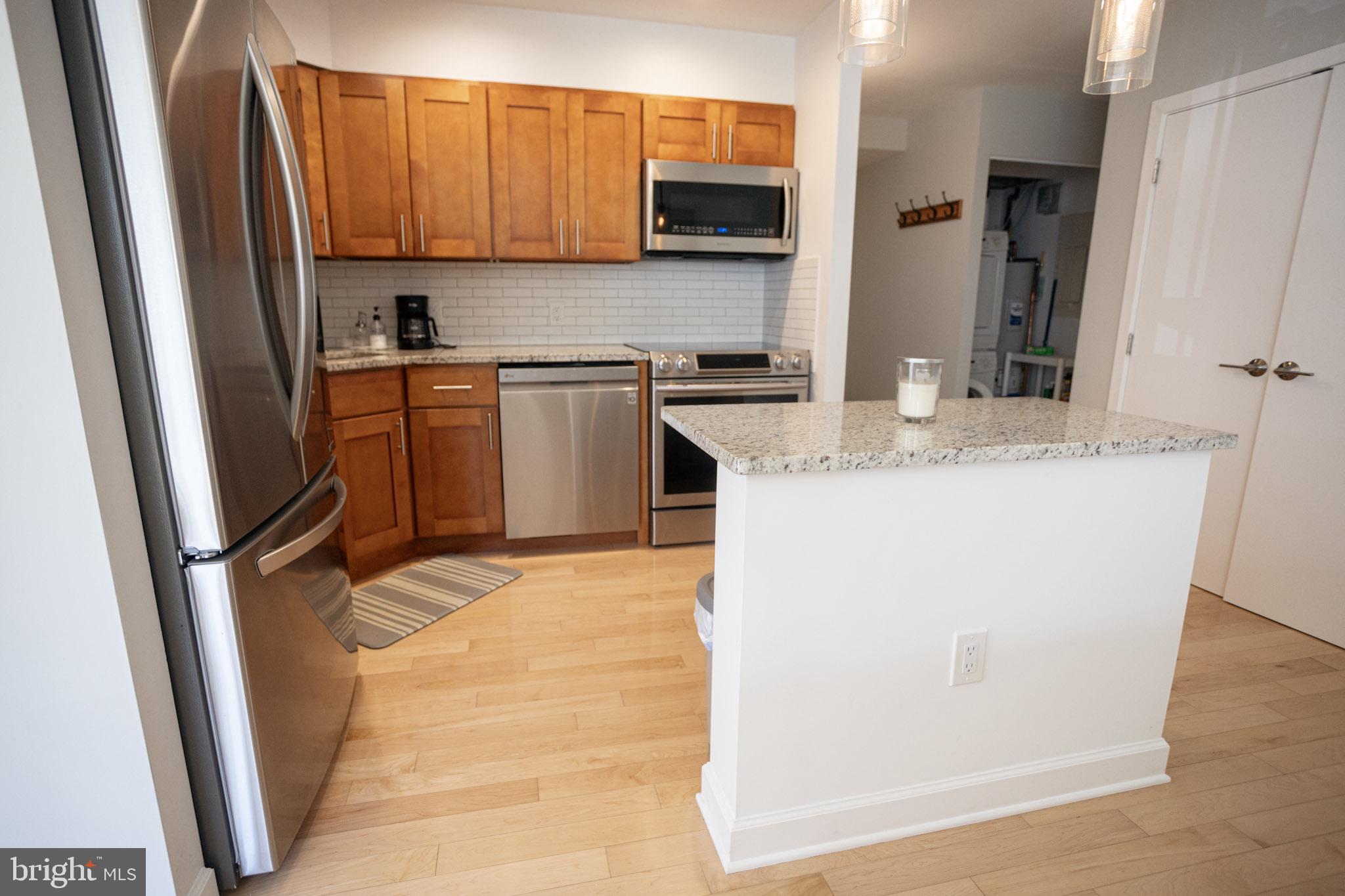 2201 CHERRY STREET 201