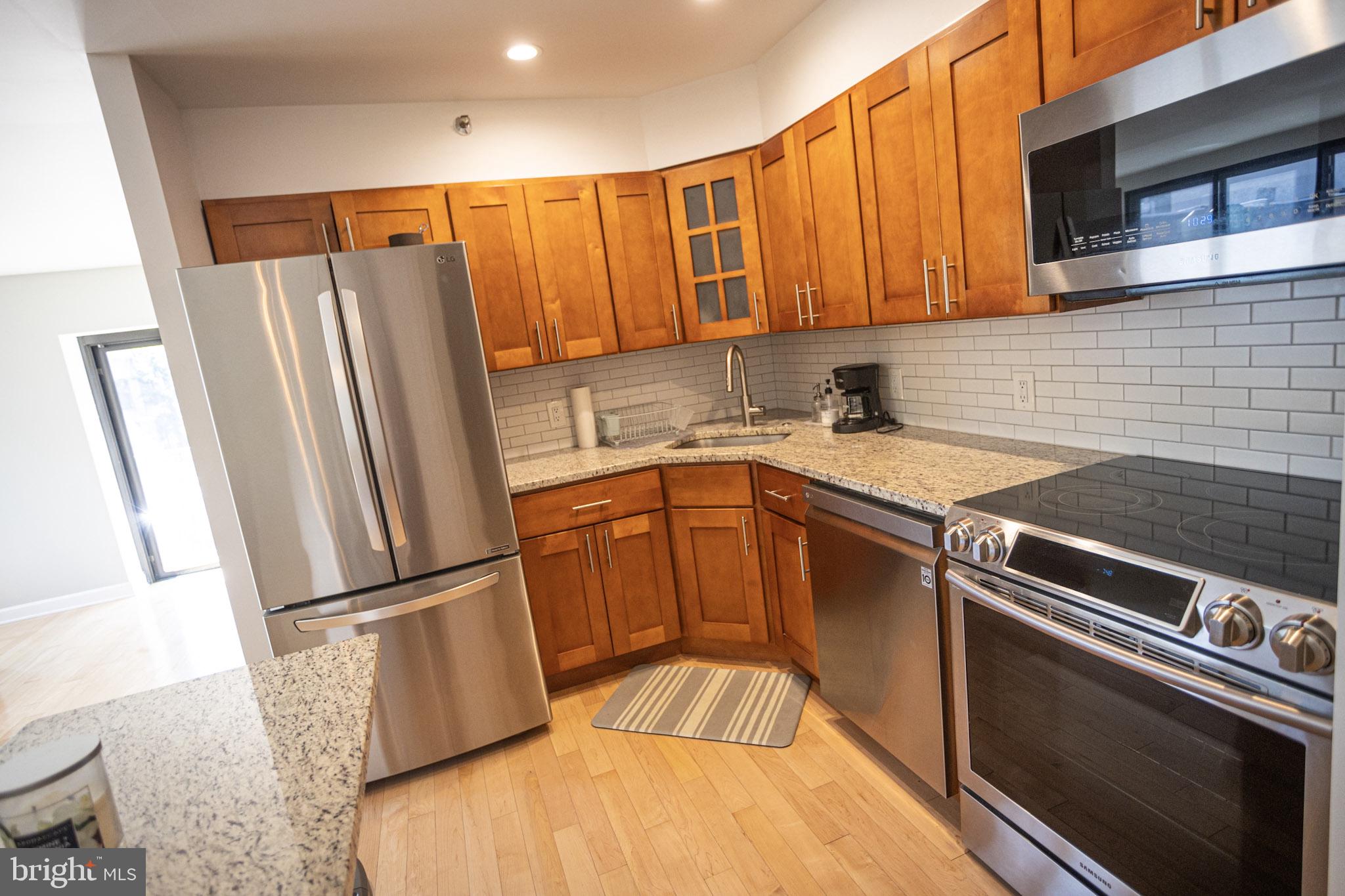 2201 CHERRY STREET 201