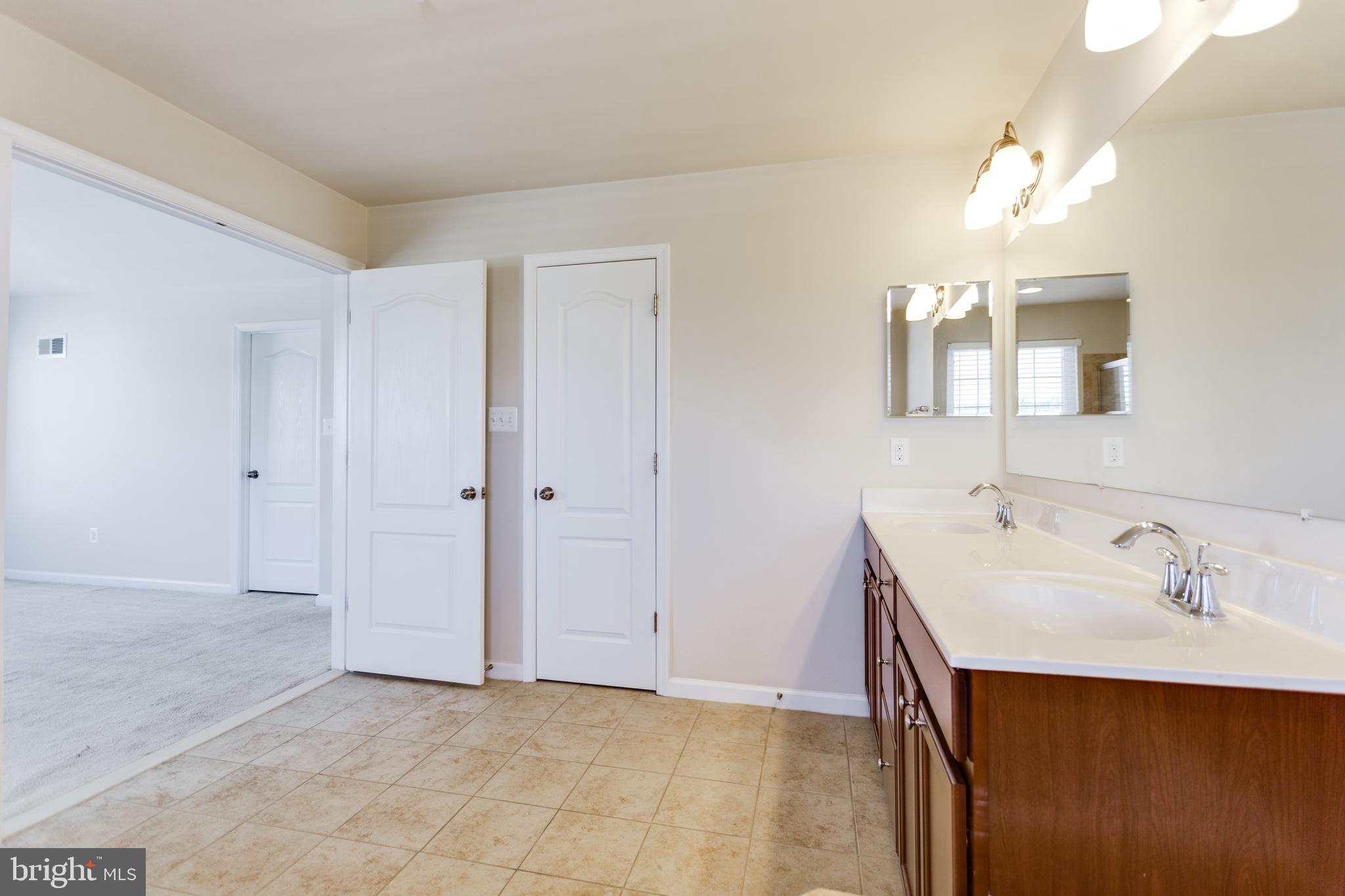 GLENEAGLES AT ST CHARLES - Residential