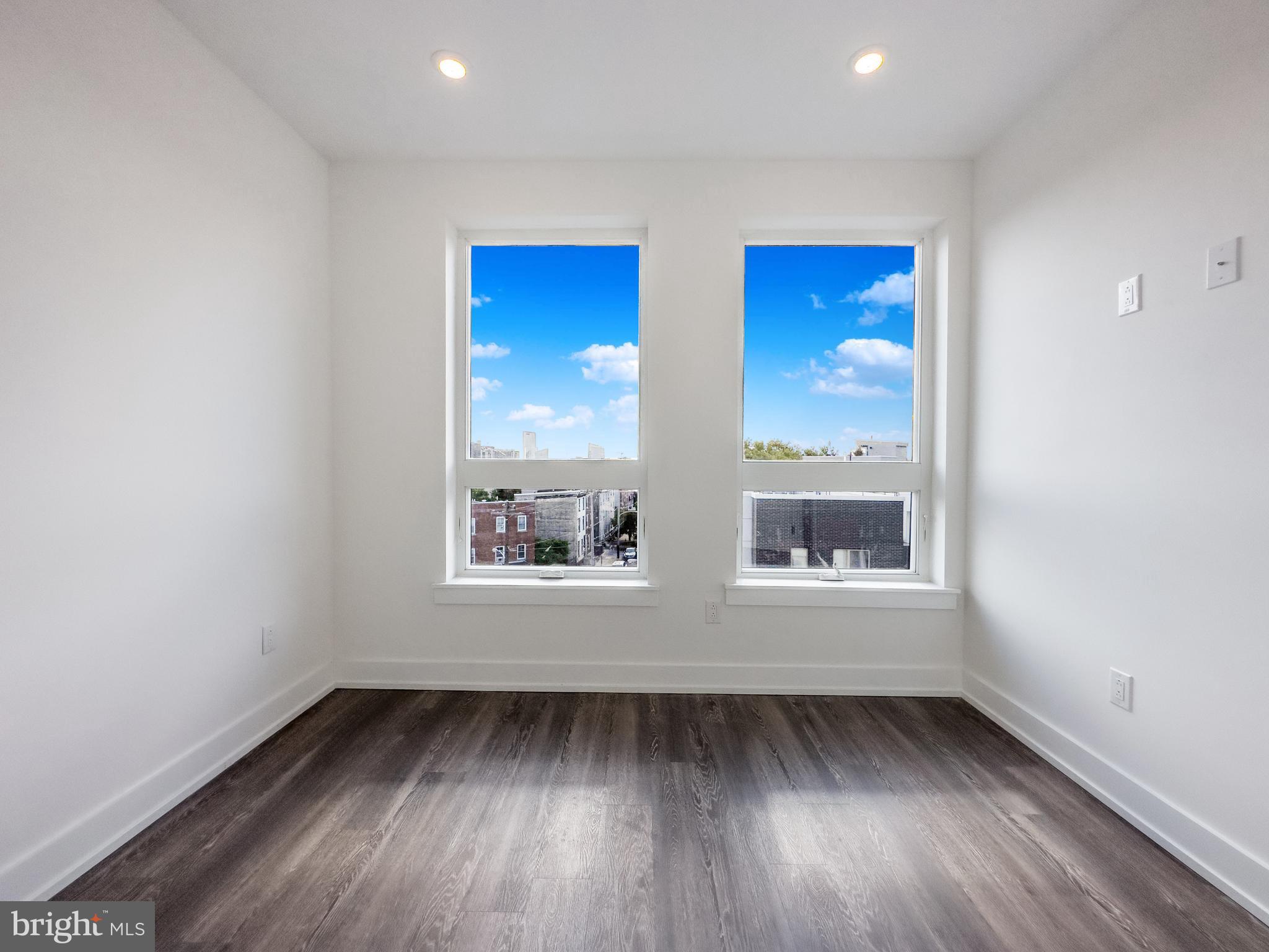 FRANCISVILLE - Commercial Sale