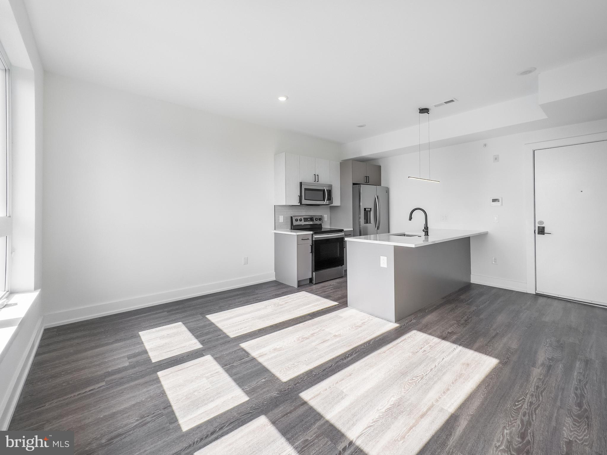 FRANCISVILLE - Commercial Sale