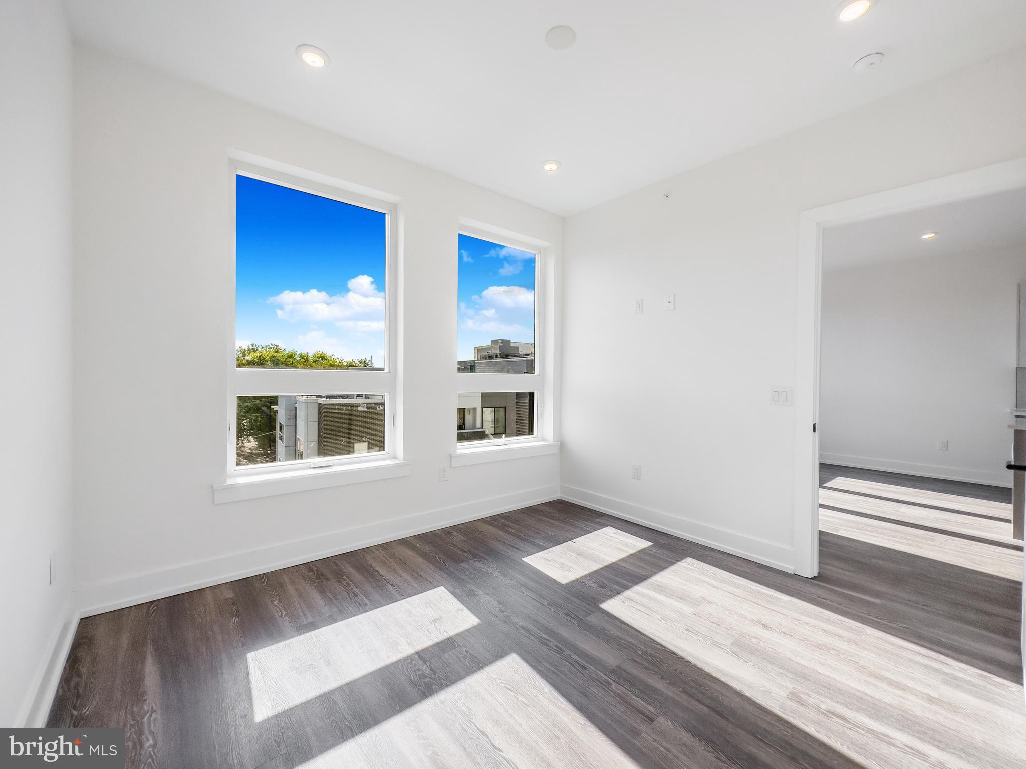 FRANCISVILLE - Commercial Sale