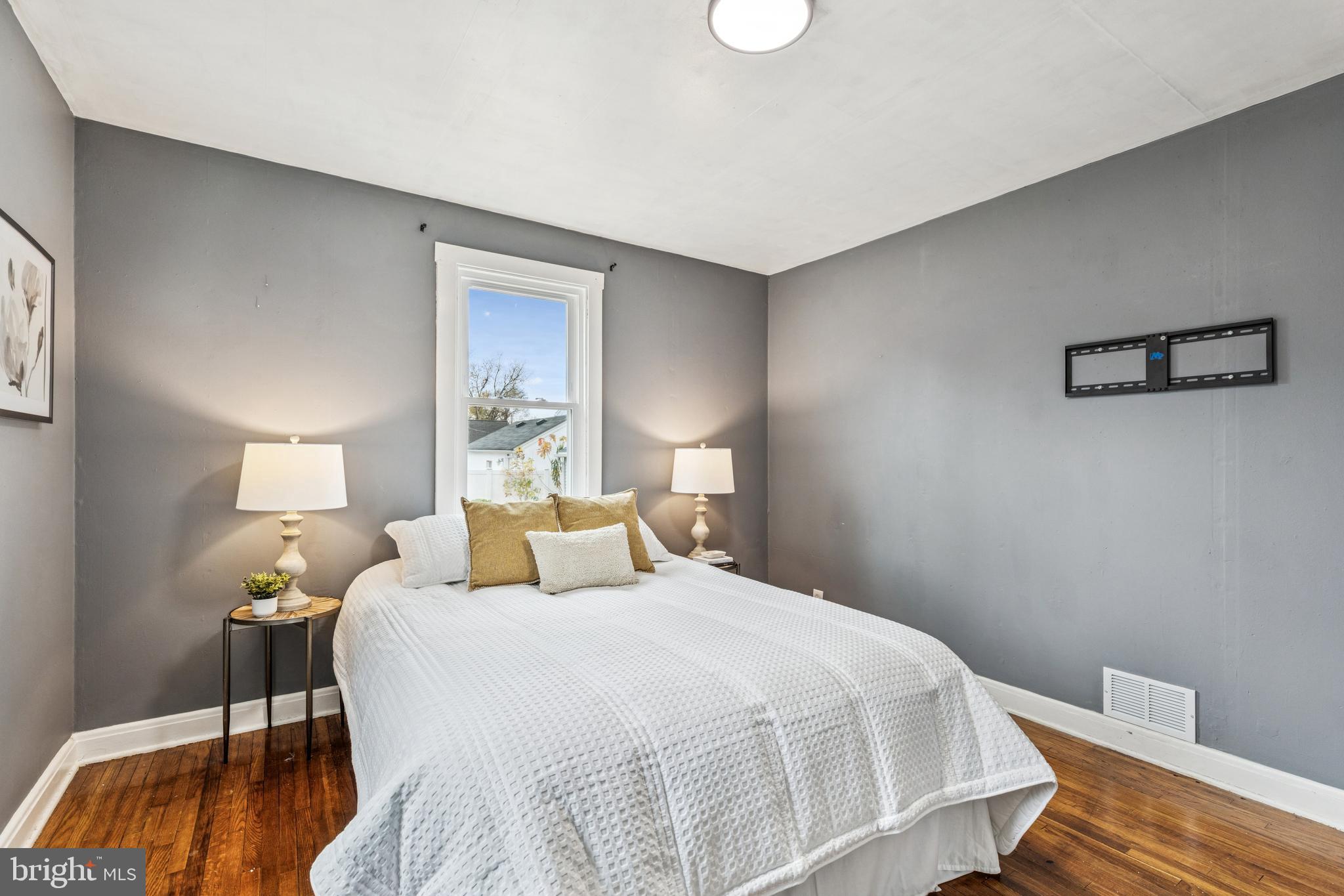 SUNSET BEACH - Residential