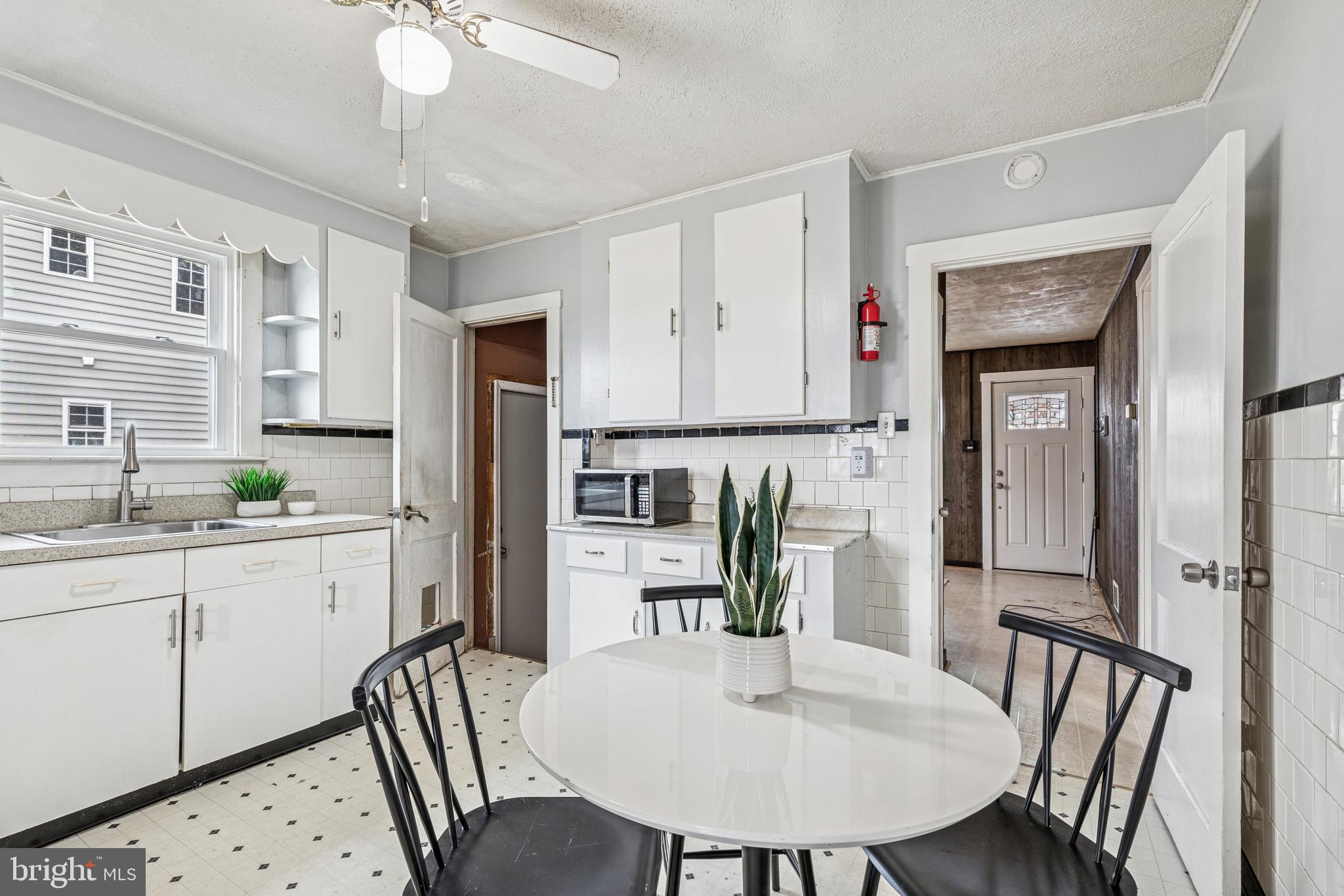 SUNSET BEACH - Residential