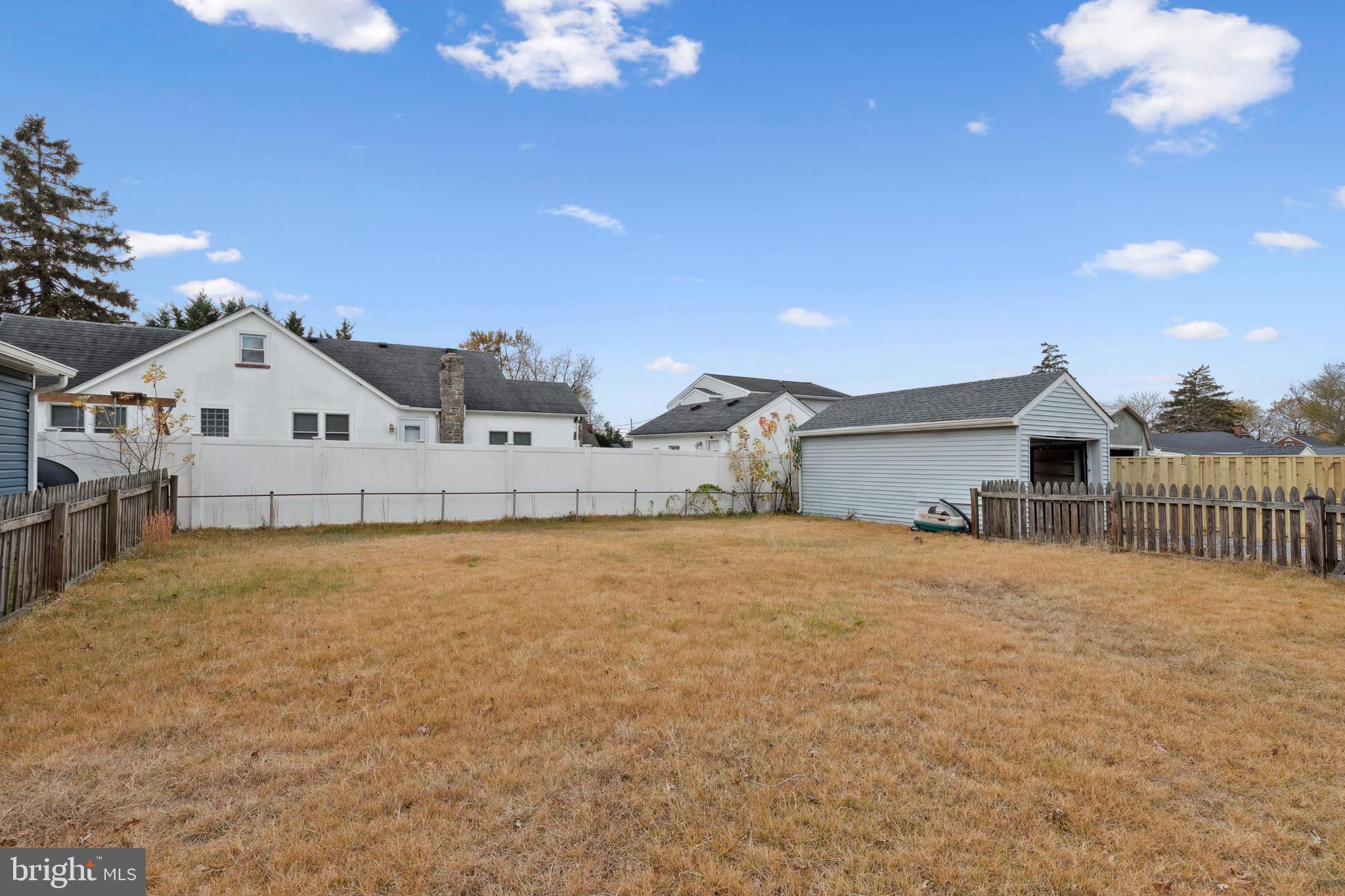 SUNSET BEACH - Residential