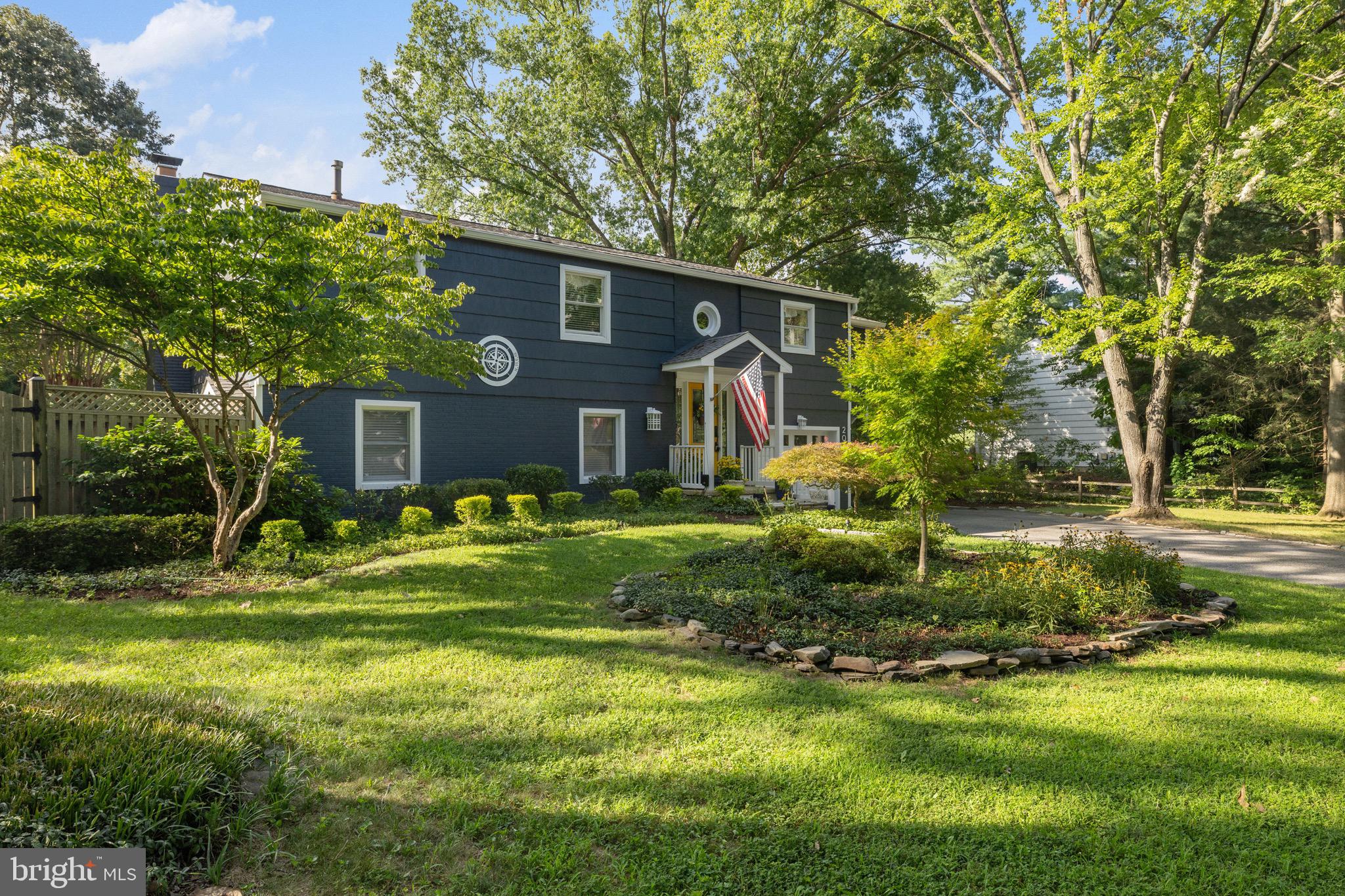 204 MILL HARBOR DRIVE