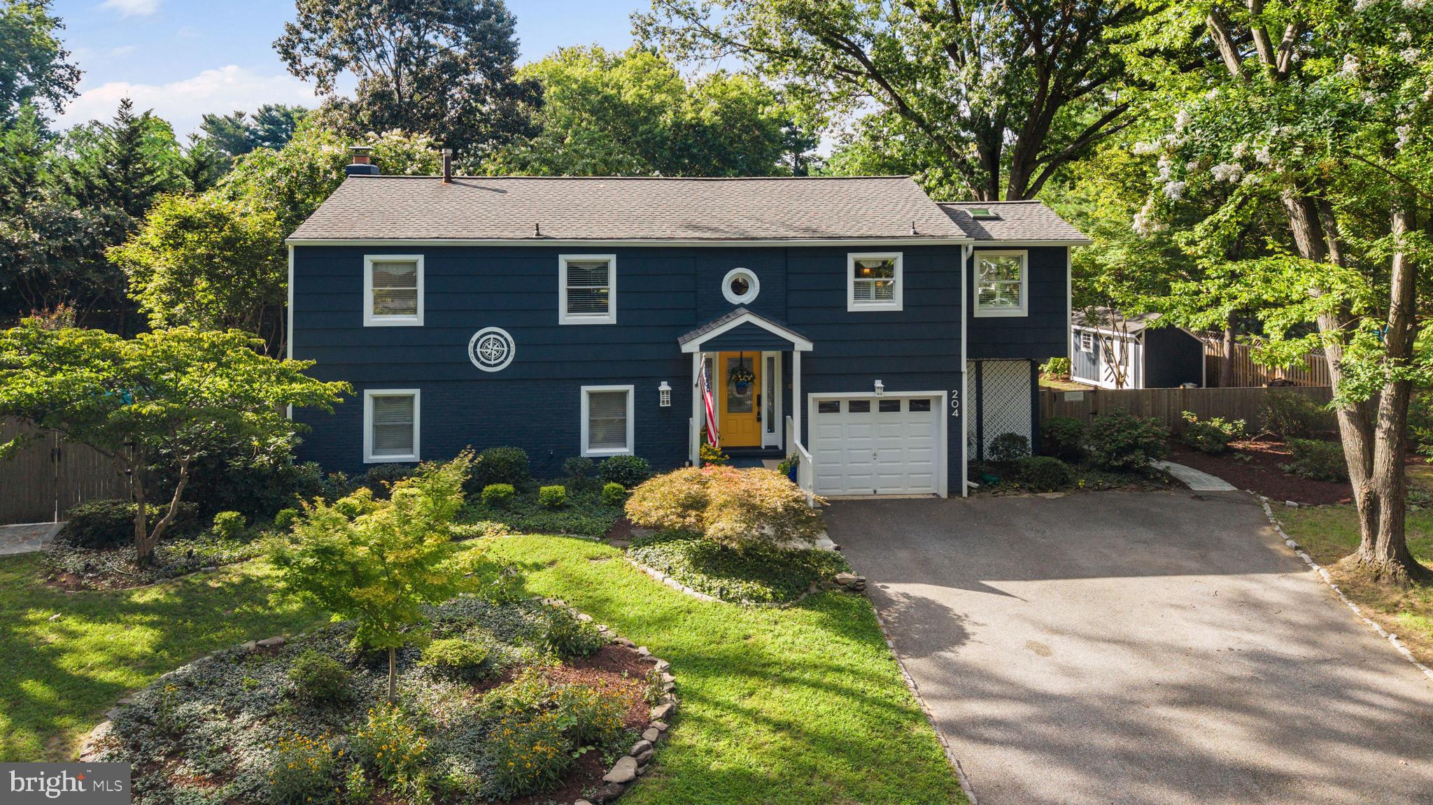 204 MILL HARBOR DRIVE