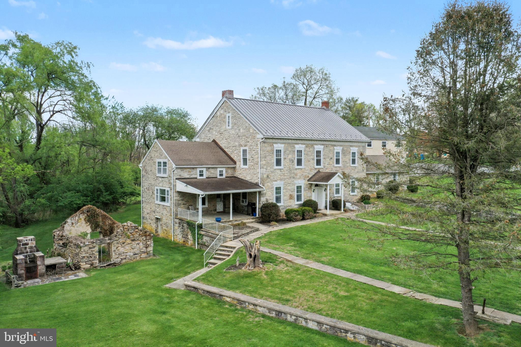 WILSHIRE MEADOWS - Residential