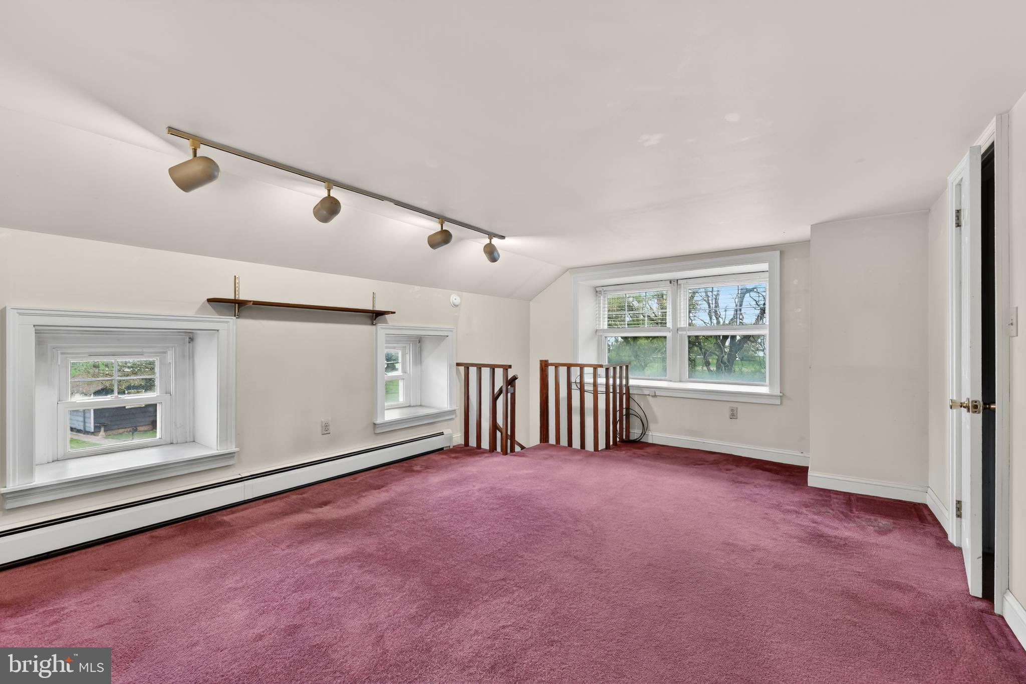 WILSHIRE MEADOWS - Residential