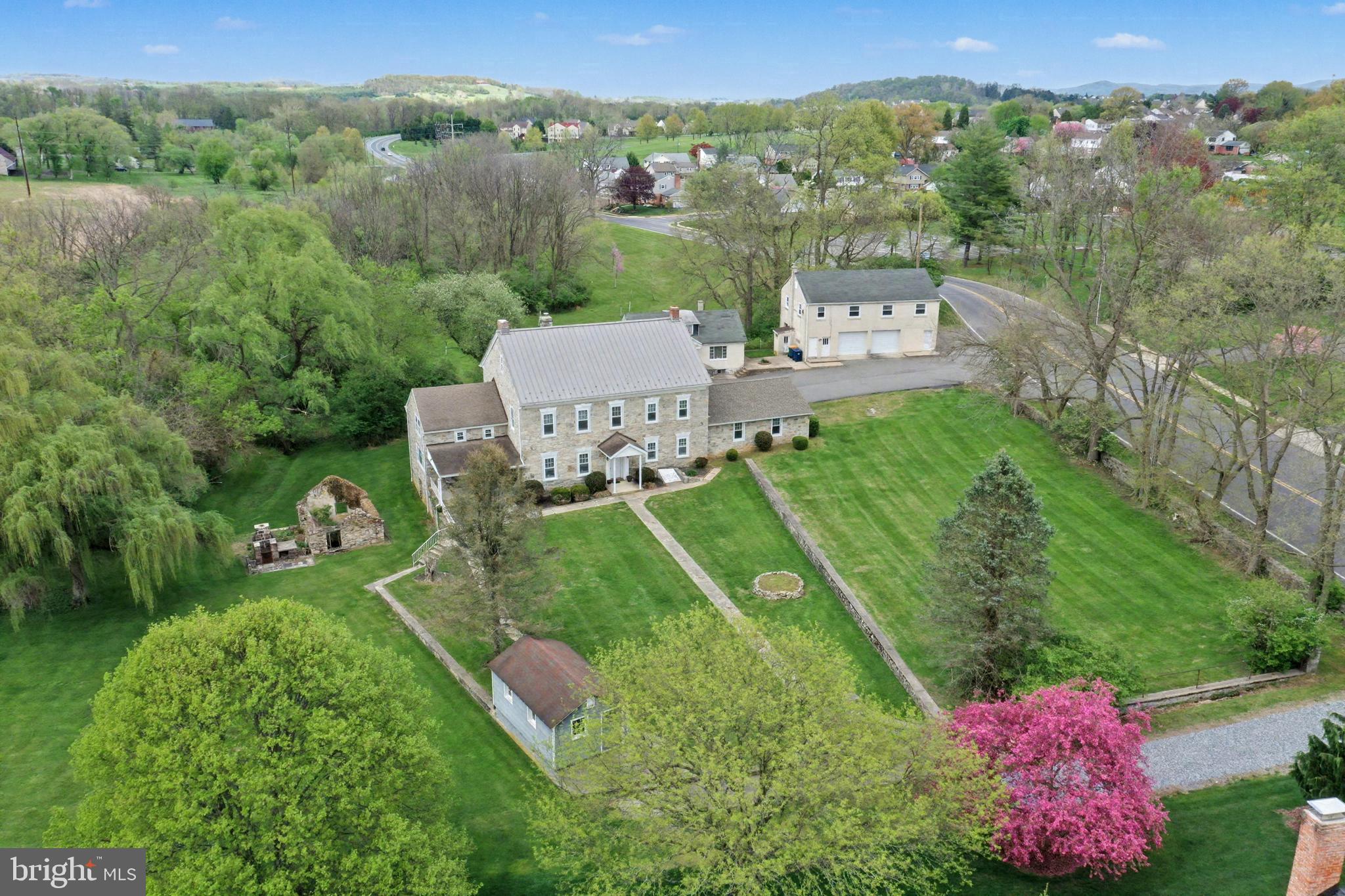 WILSHIRE MEADOWS - Residential