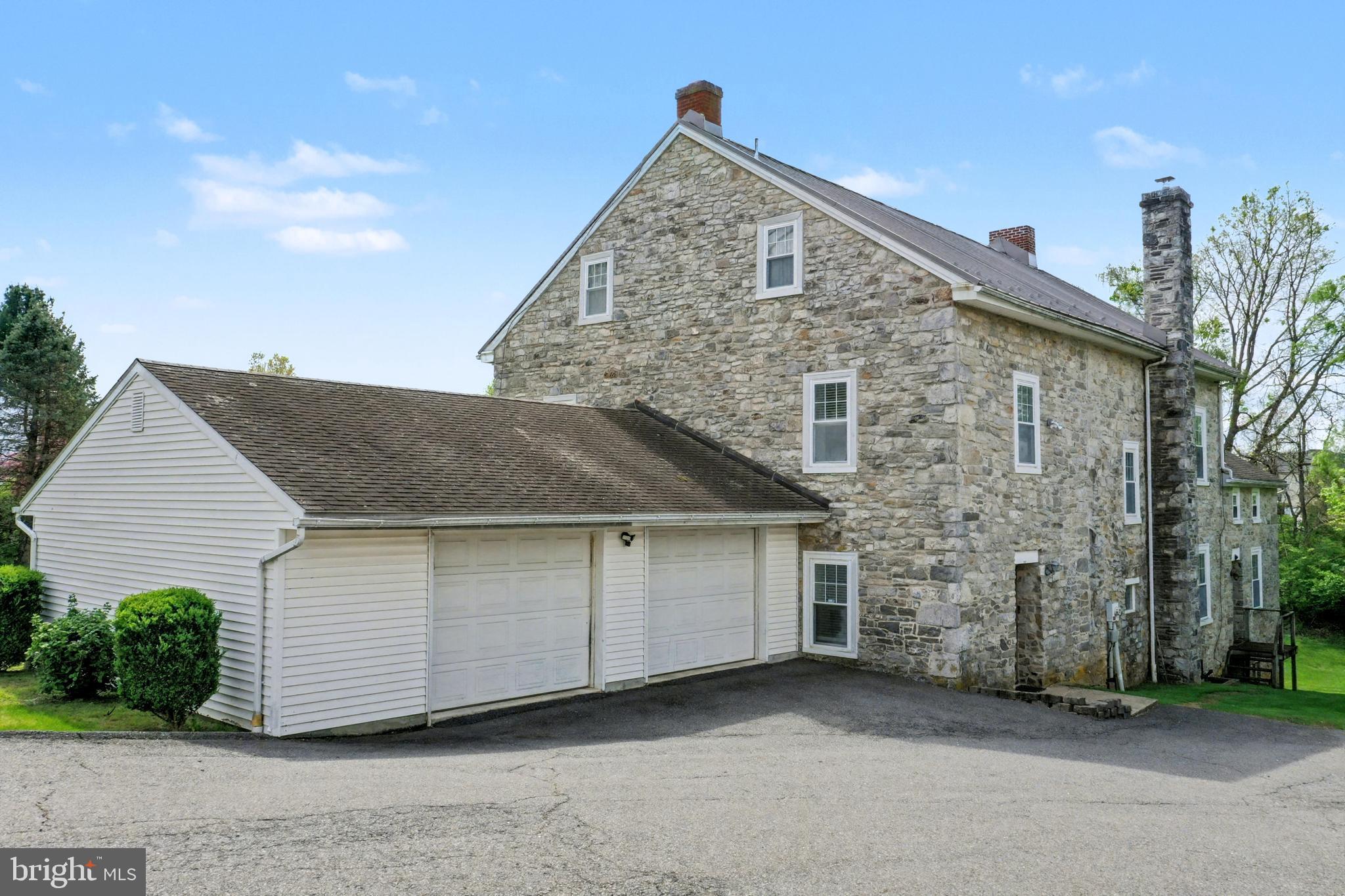 WILSHIRE MEADOWS - Residential