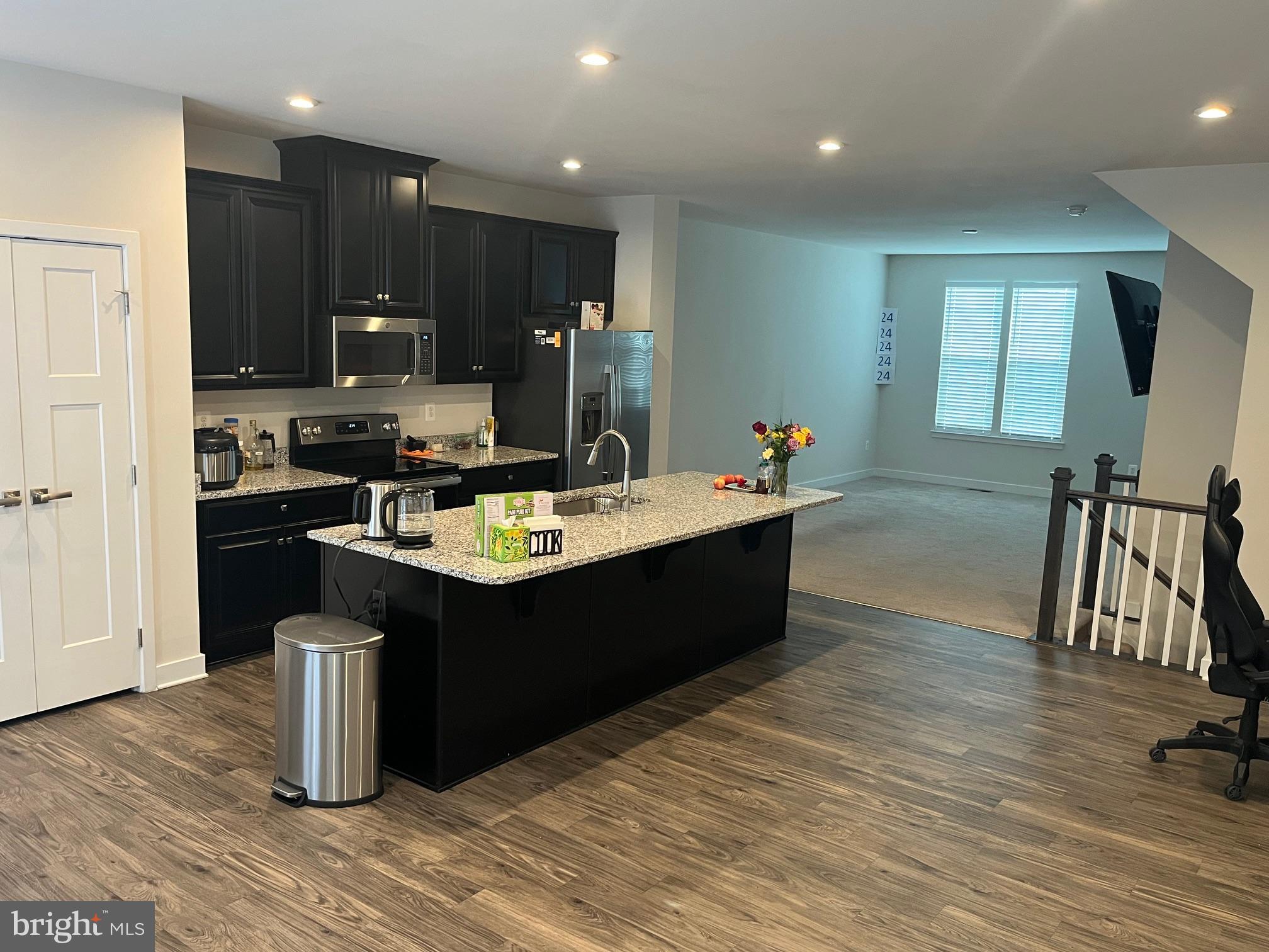 POTOMAC STATION - Residential