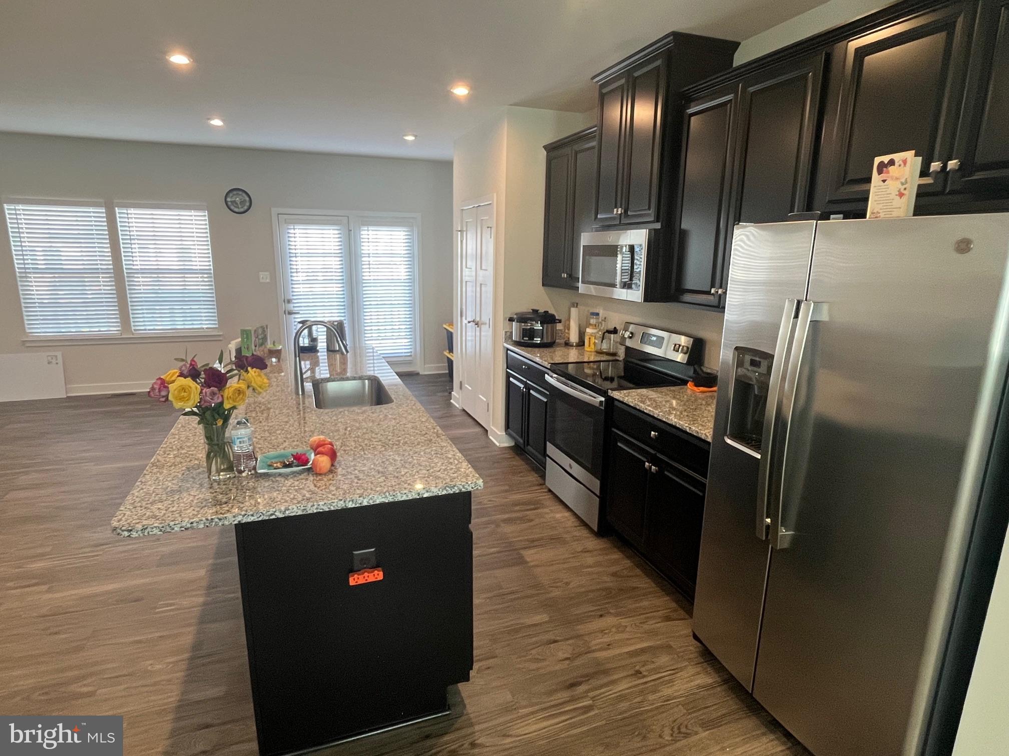 POTOMAC STATION - Residential