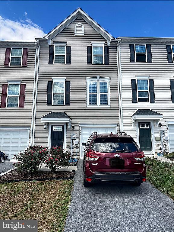 POTOMAC STATION - Residential