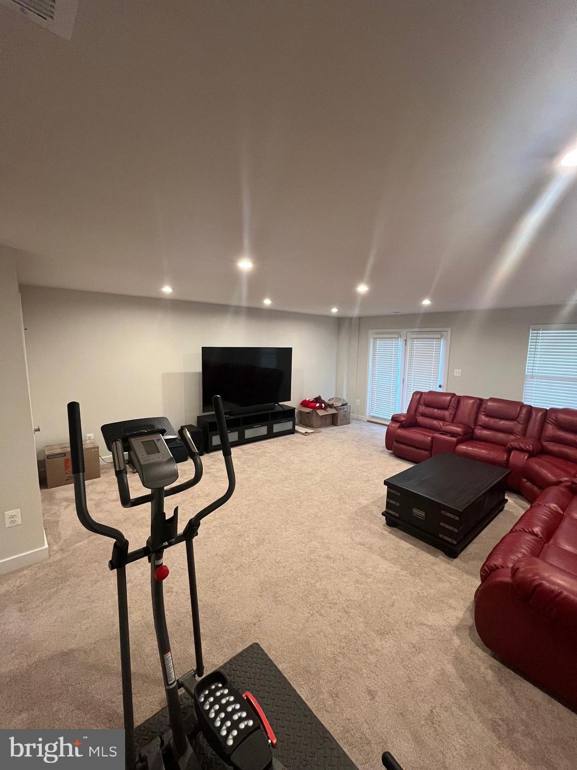 POTOMAC STATION - Residential