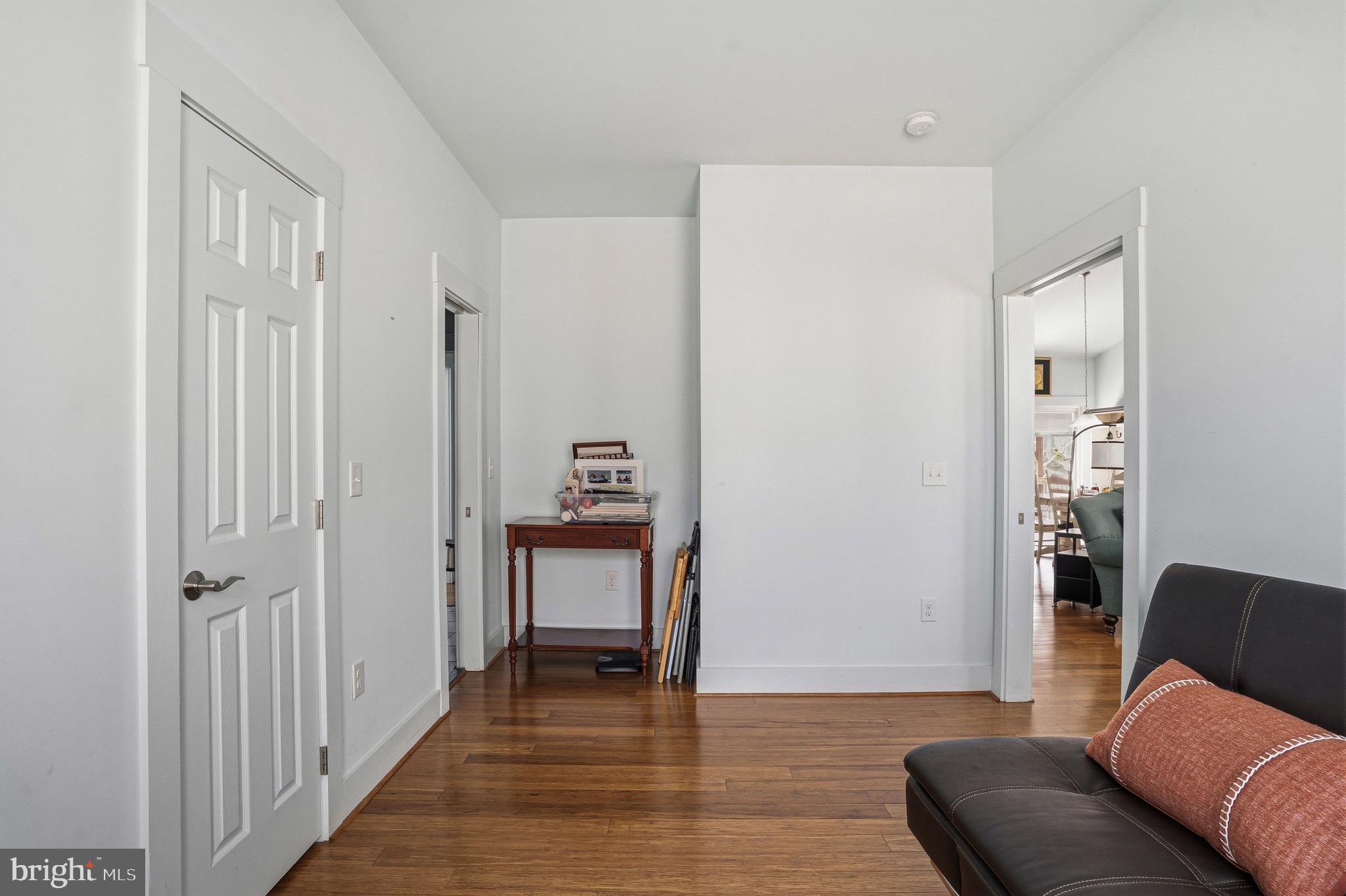 OAKLEIGH - Residential