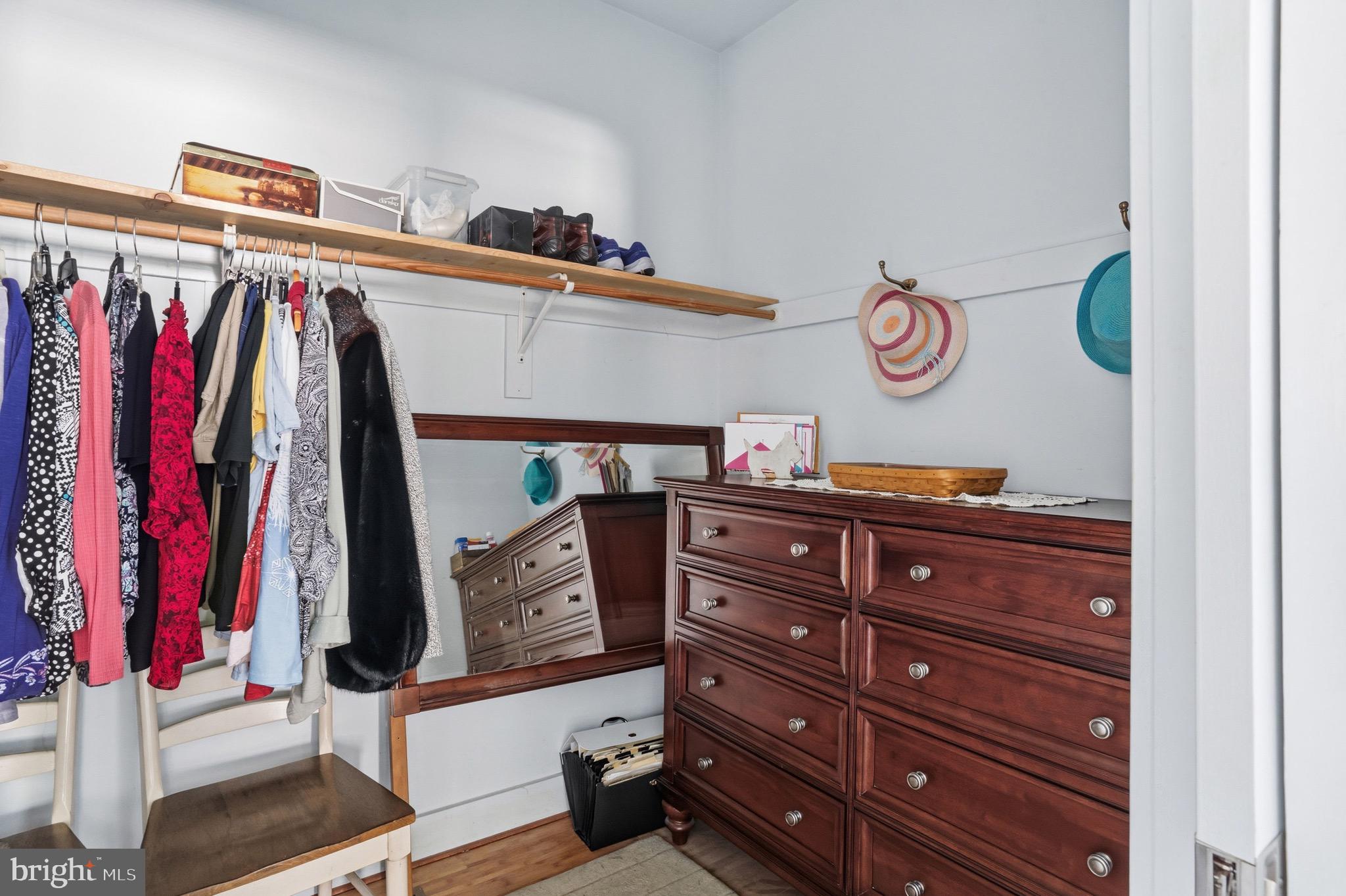 OAKLEIGH - Residential