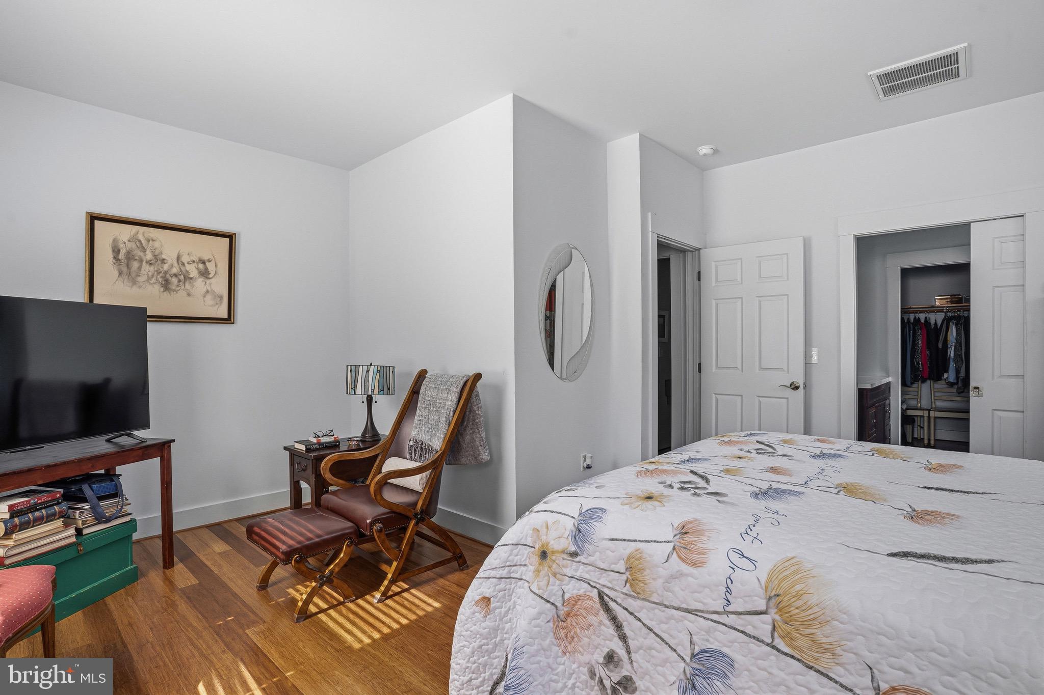 OAKLEIGH - Residential