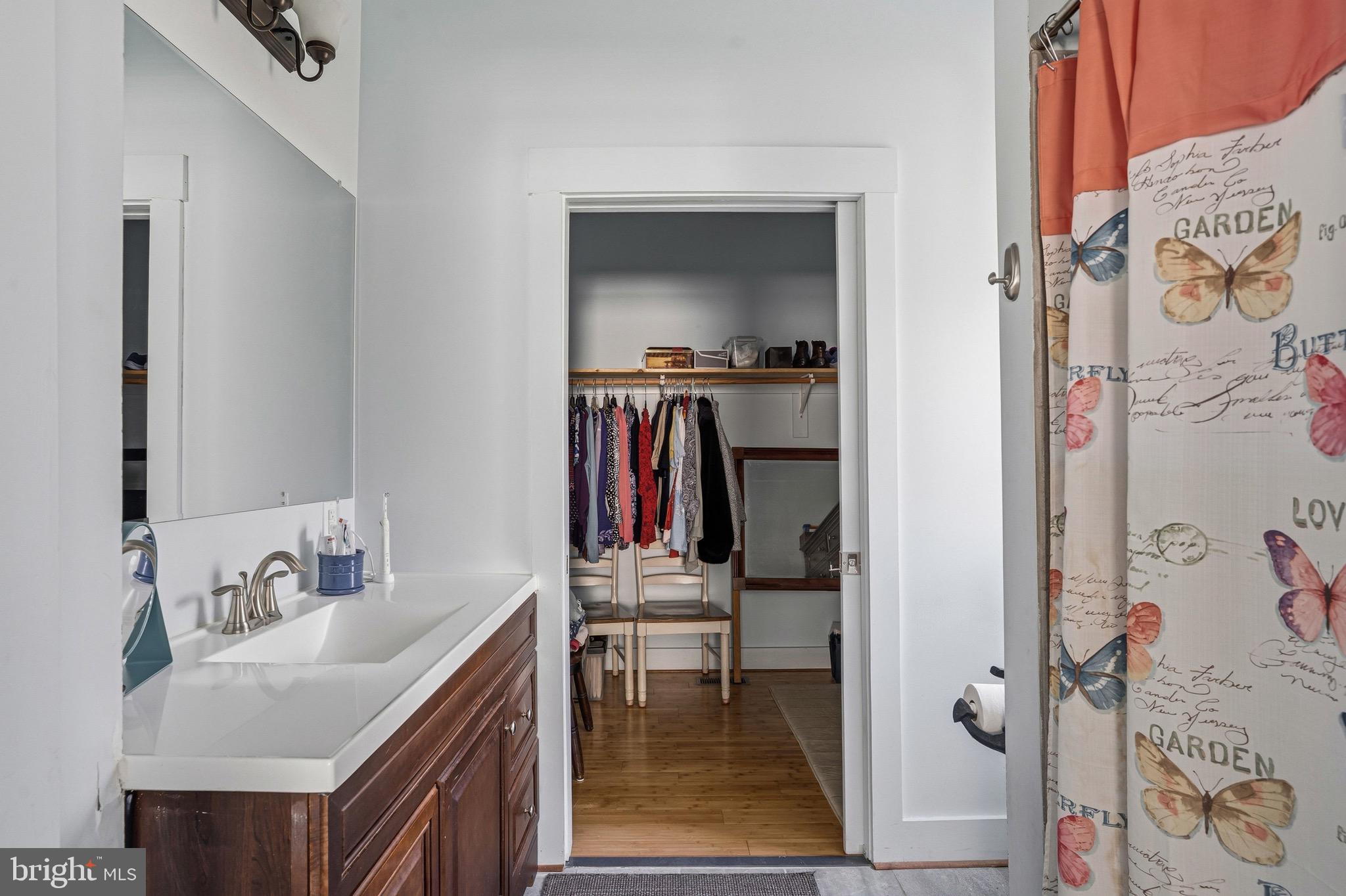 OAKLEIGH - Residential