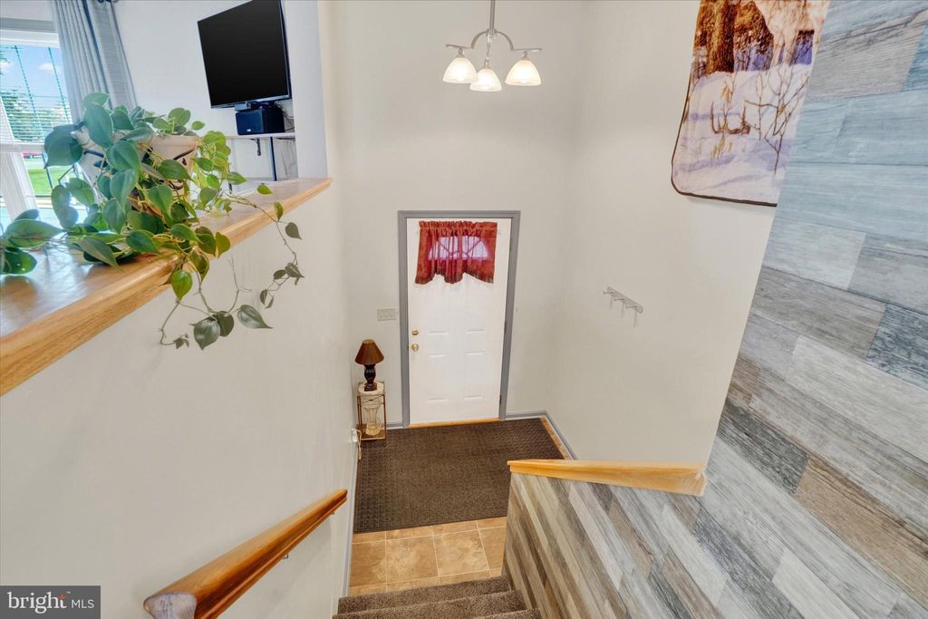 Photo of 103 Alder Court, MANCHESTER, PA 17345 (MLS # PAYK2090678)