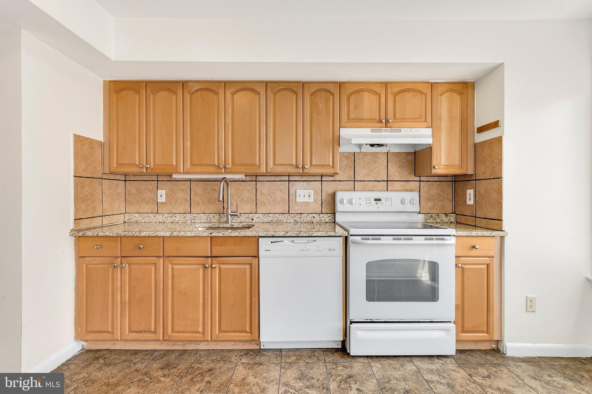 INVERNESS NORTH - Residential