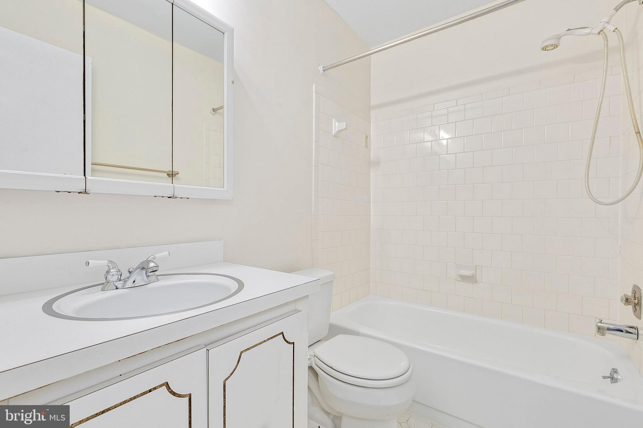 INVERNESS NORTH - Residential