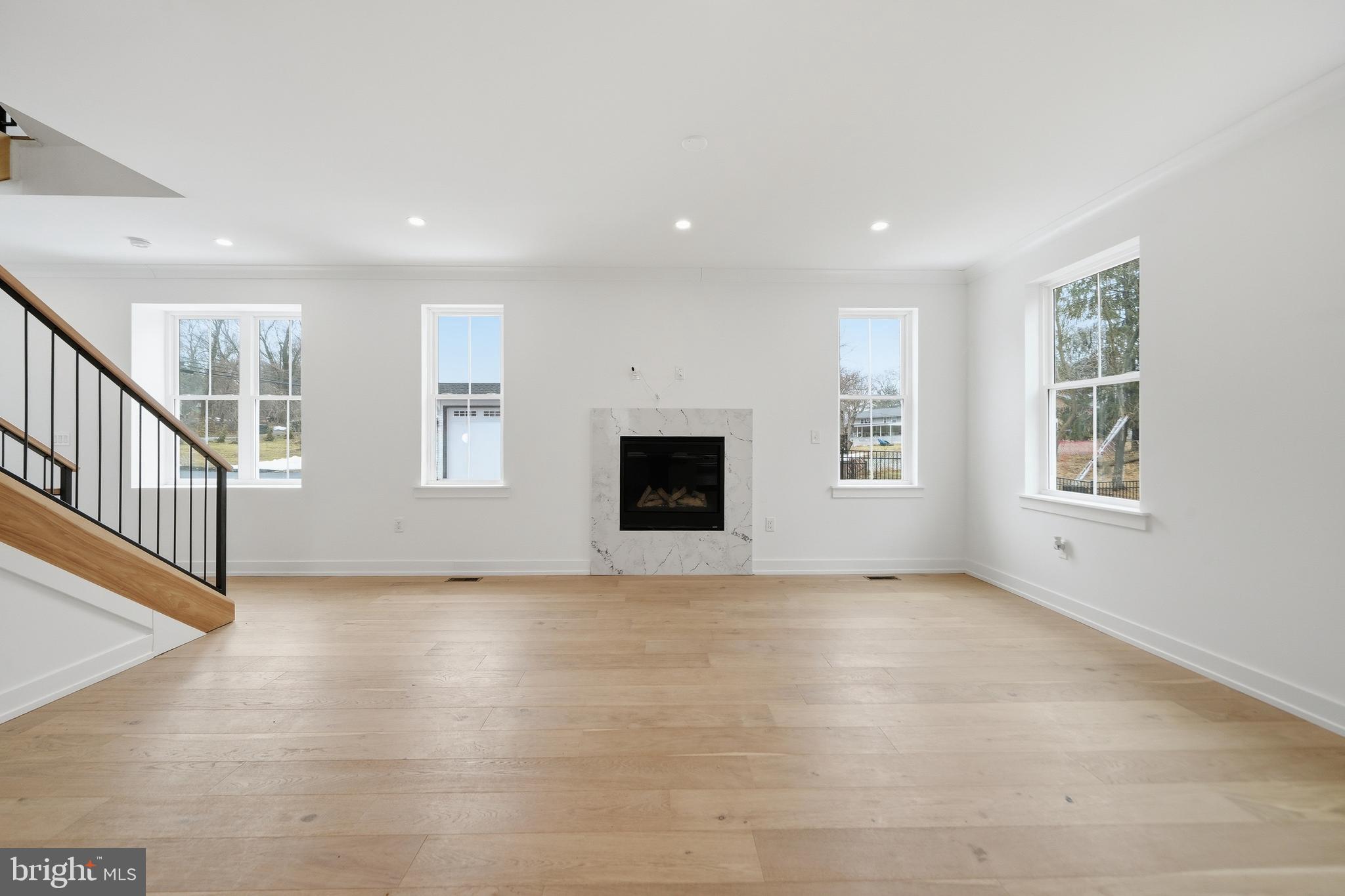 CHURCHVILLE MANOR - Residential