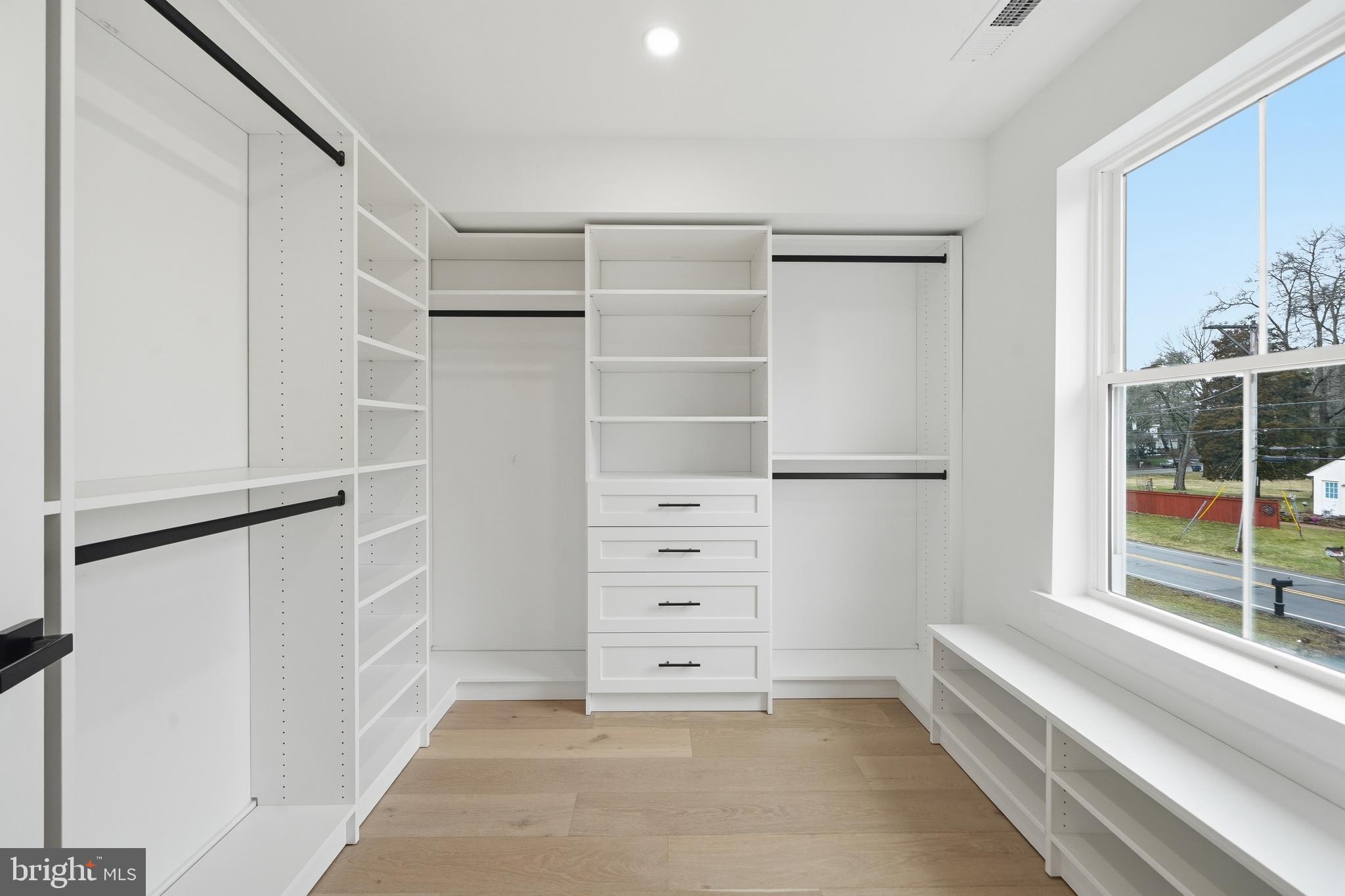 CHURCHVILLE MANOR - Residential