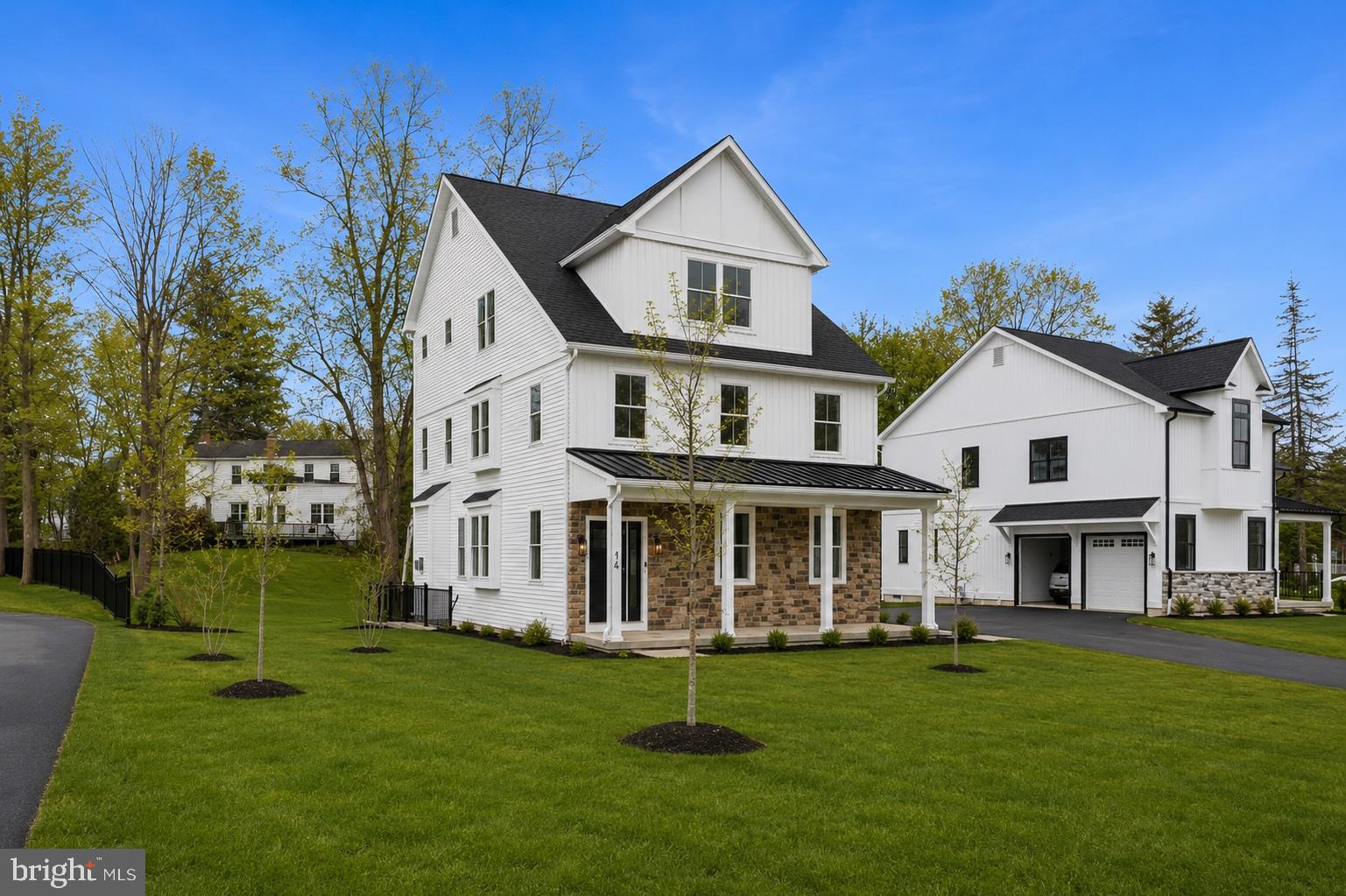 CHURCHVILLE MANOR - Residential