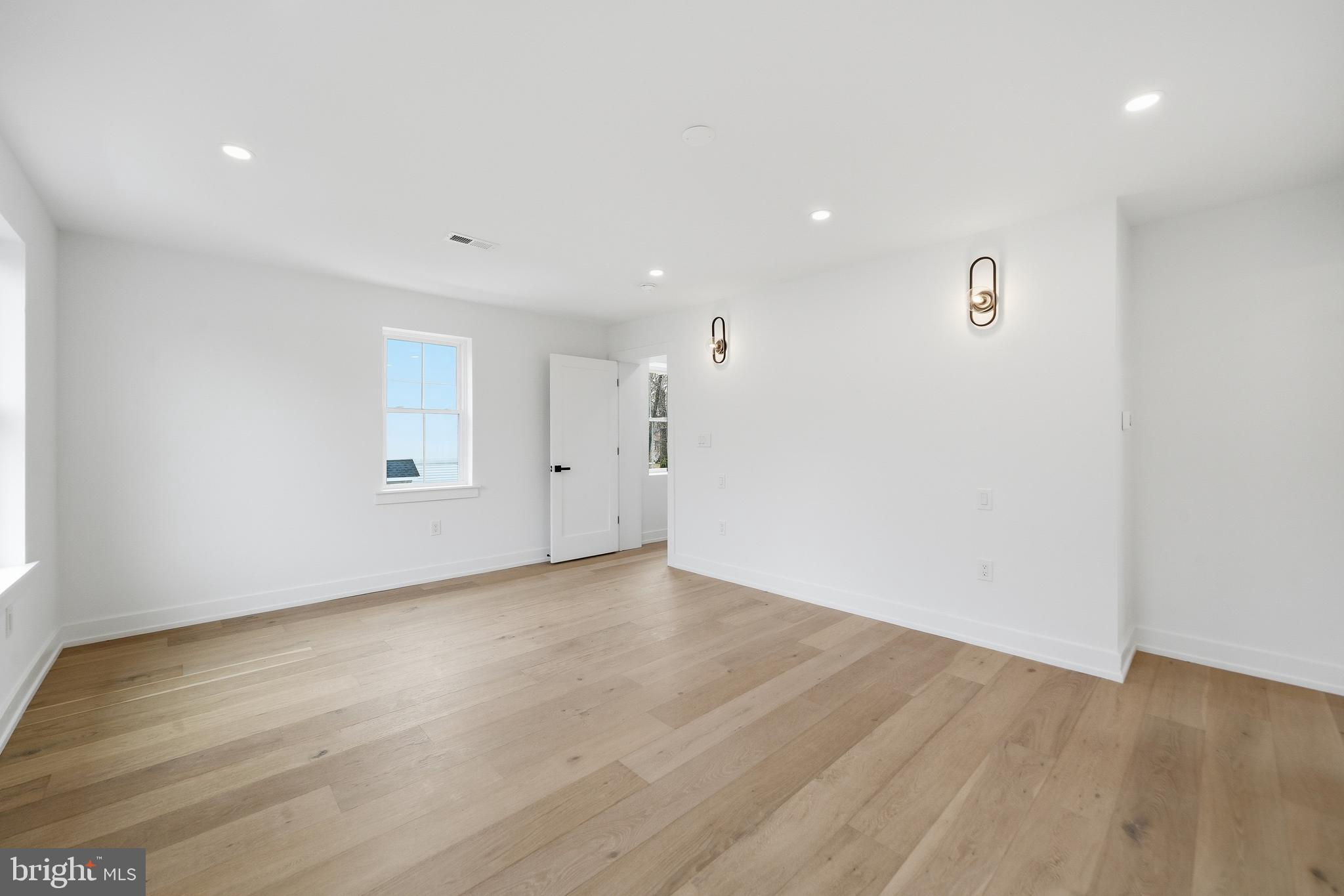 CHURCHVILLE MANOR - Residential