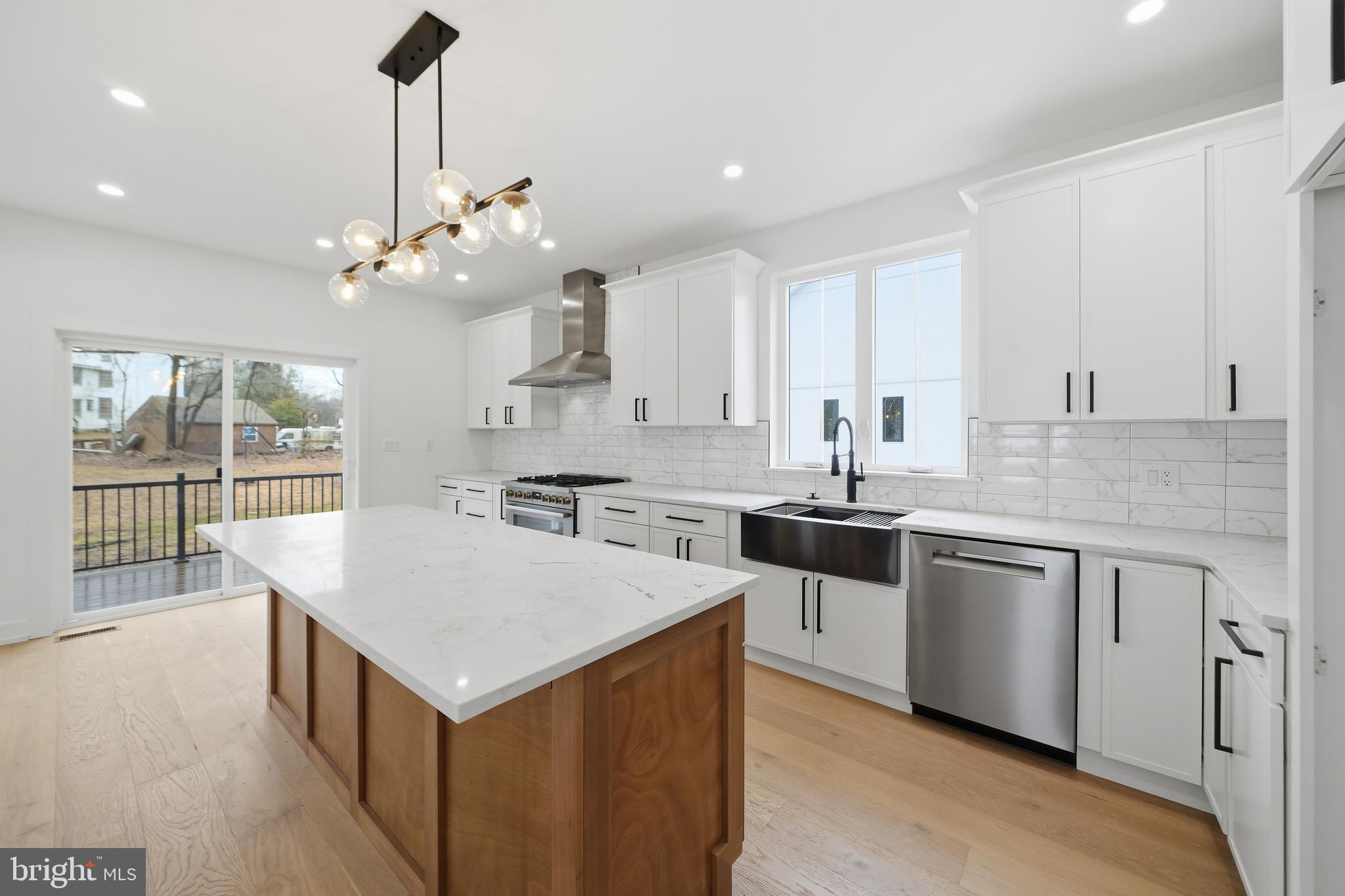 CHURCHVILLE MANOR - Residential