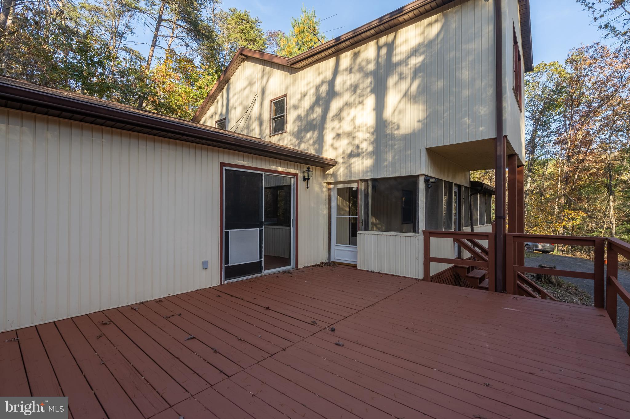 FLOWERWOOD FARM - Residential